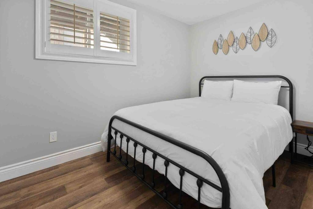 Four-Bedroom House photo 2