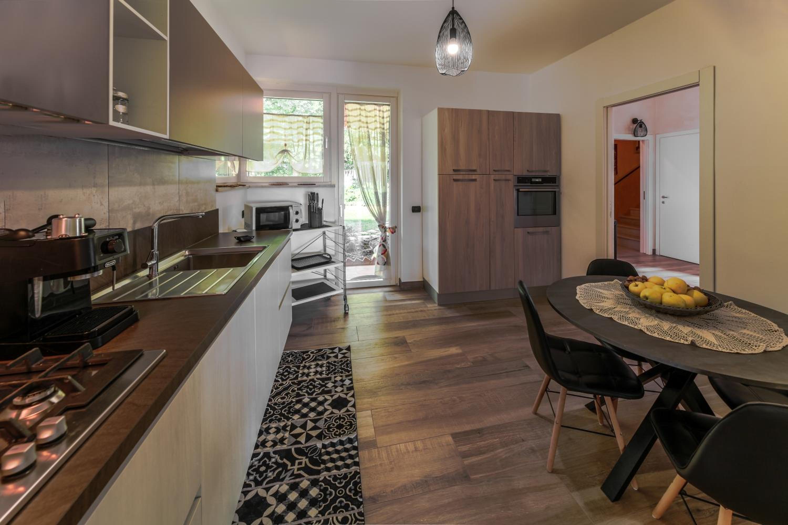 Villa photo 3