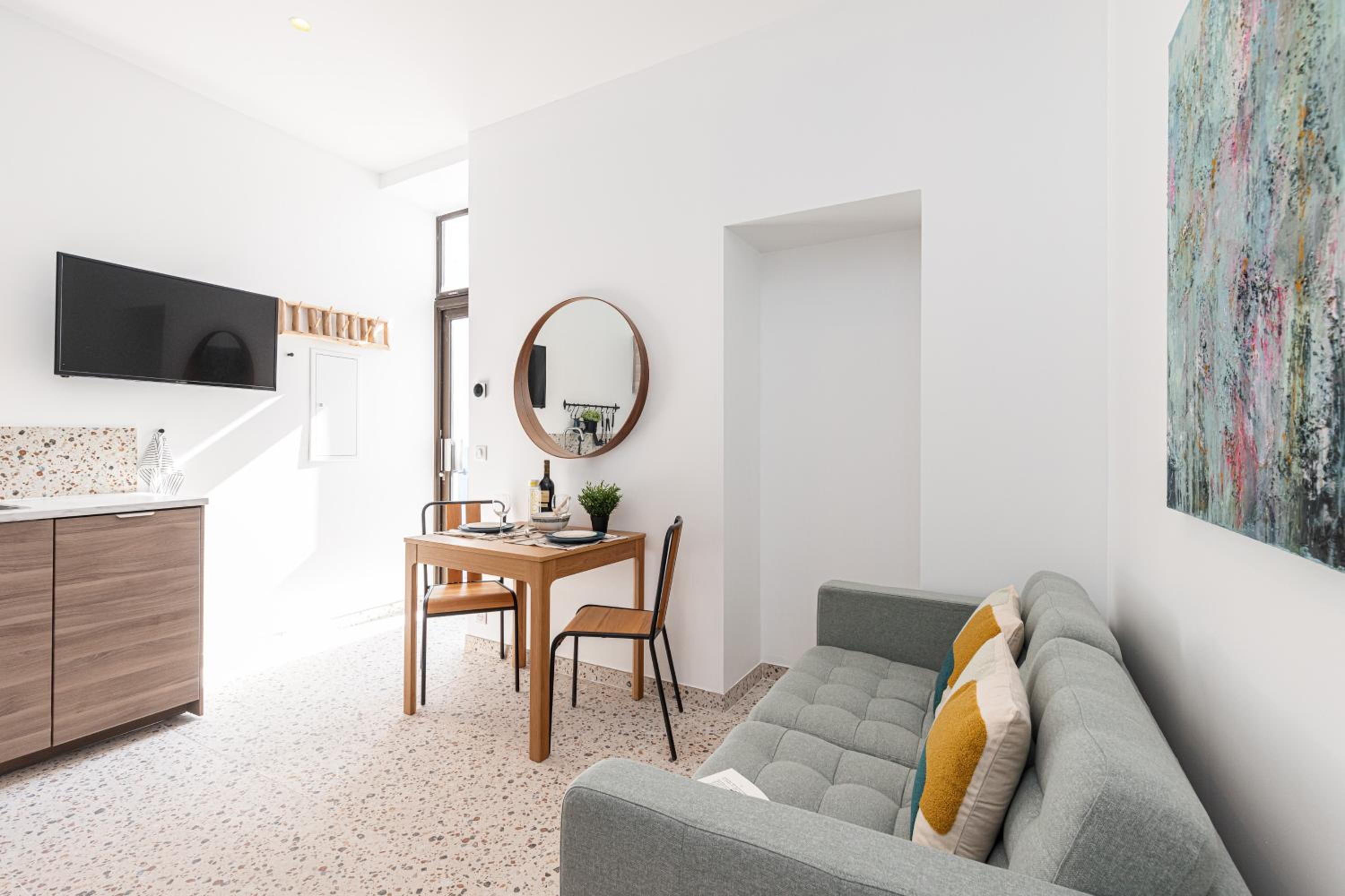 Apartment - Split Level photo 2