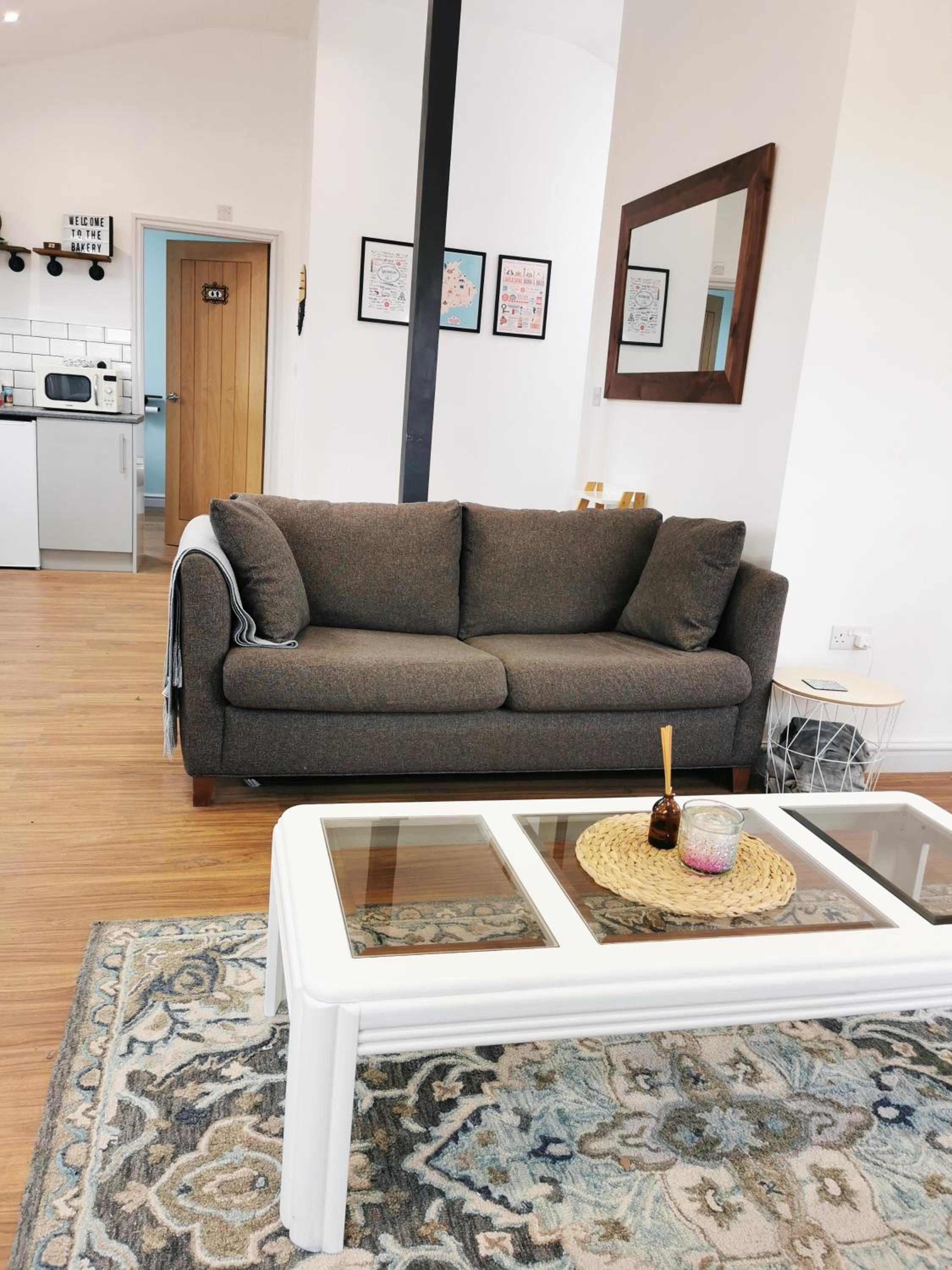 One-Bedroom House photo 1