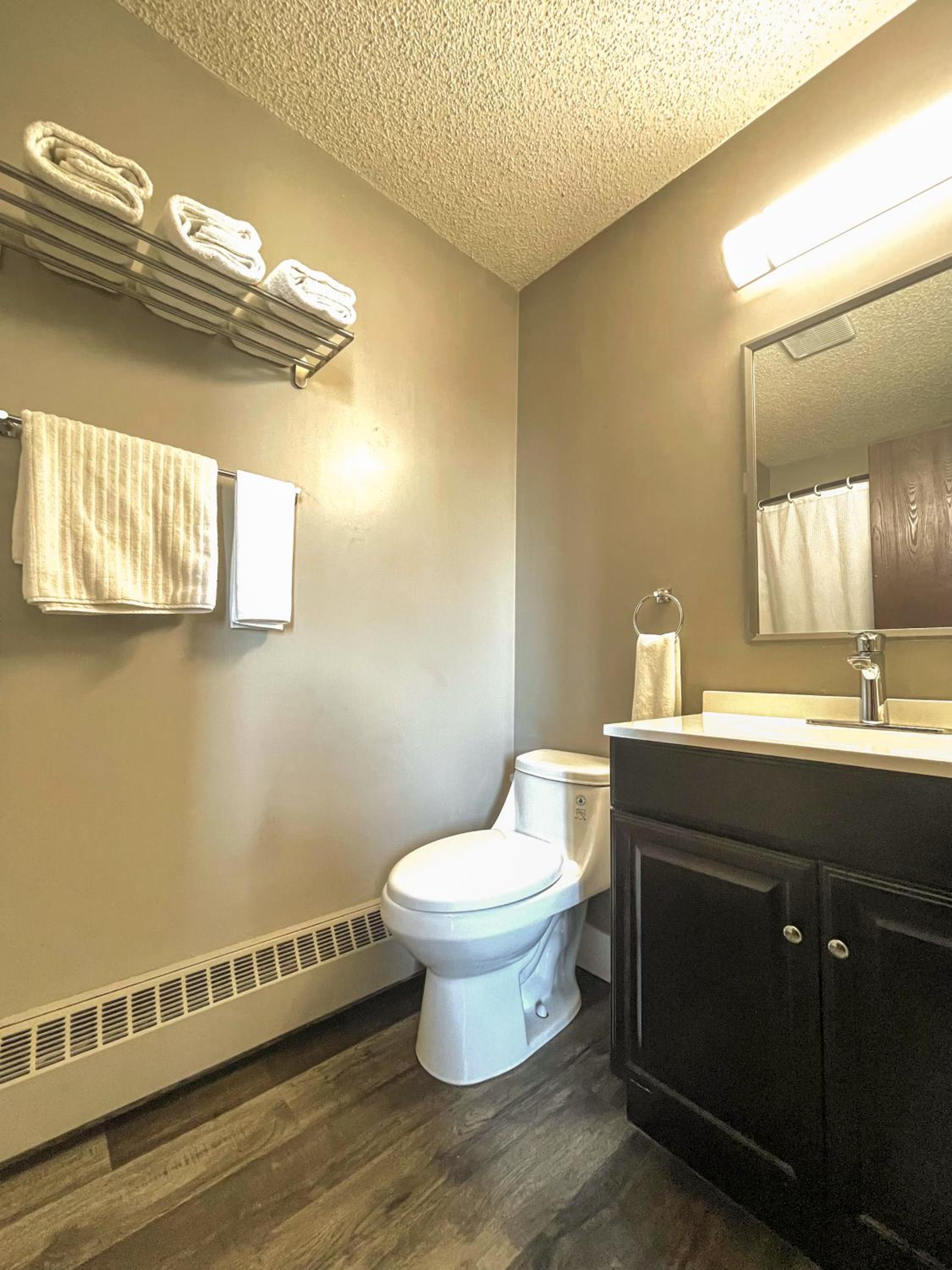 Queen Room - Photo 6