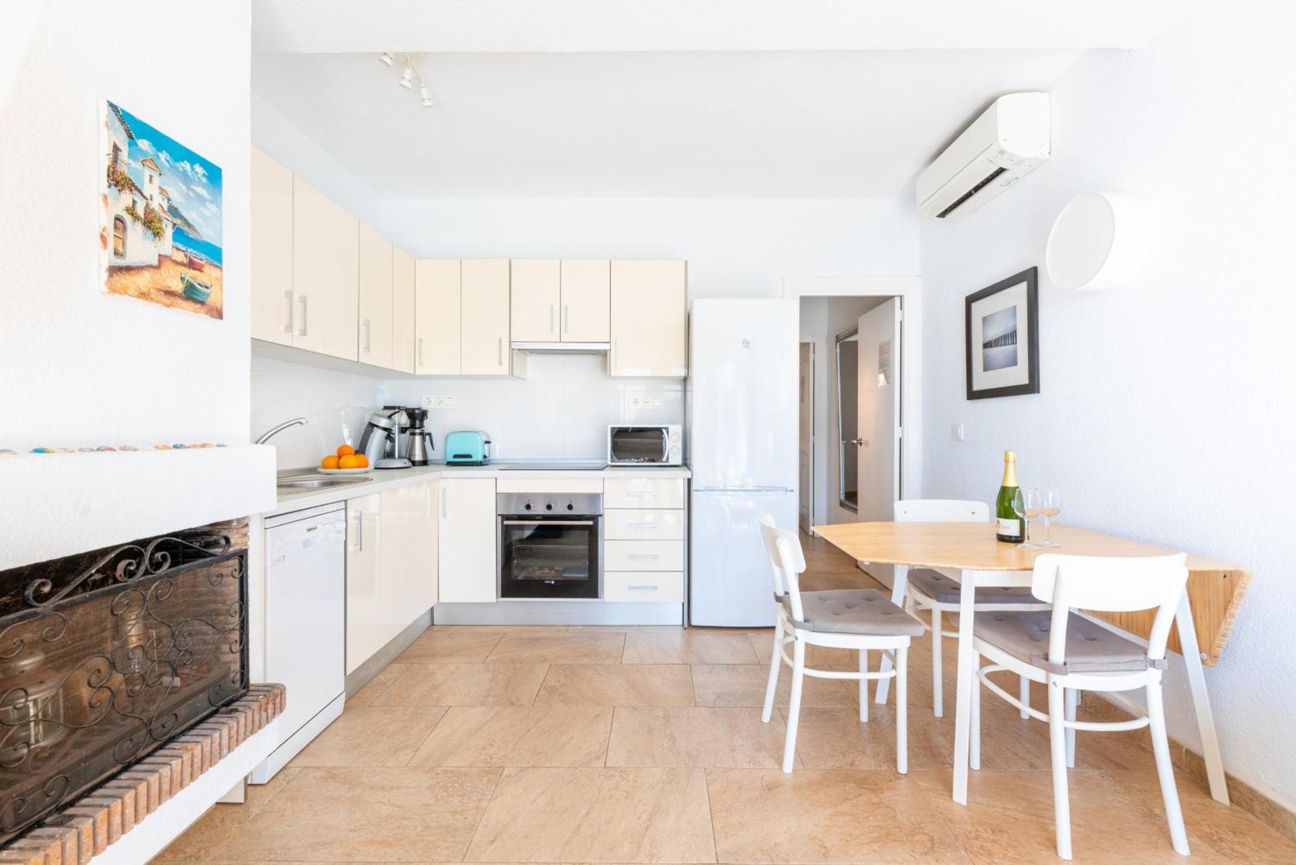 Apartment - Ground Floor photo 3