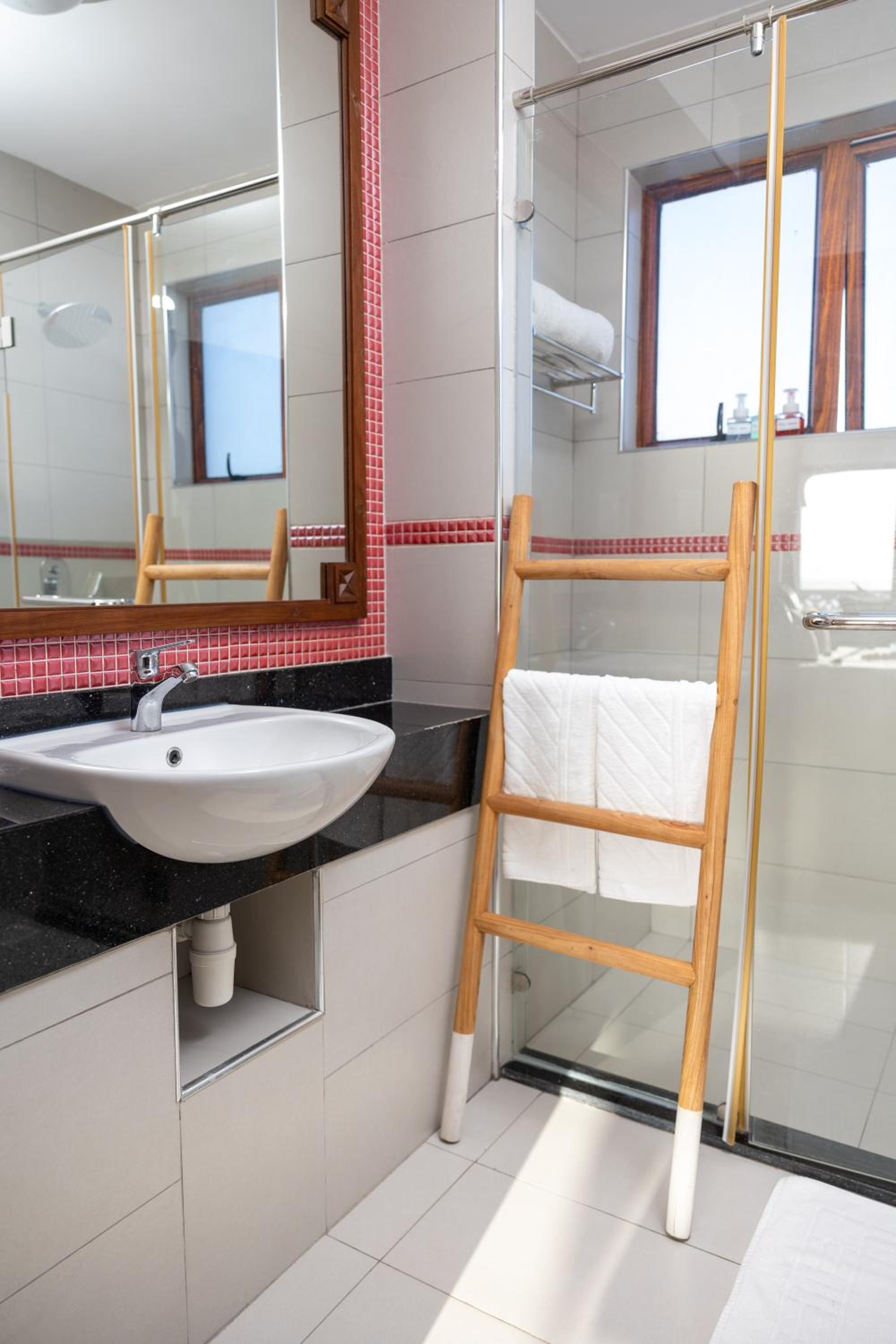 Two-Bedroom Apartment - Photo 19