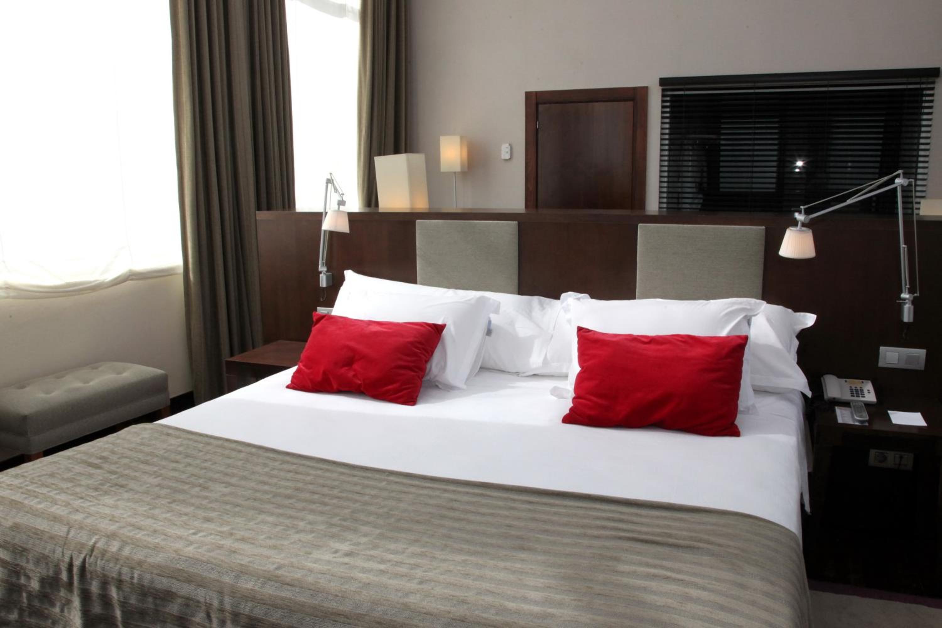 Superior Double or Twin Room - Photo 4