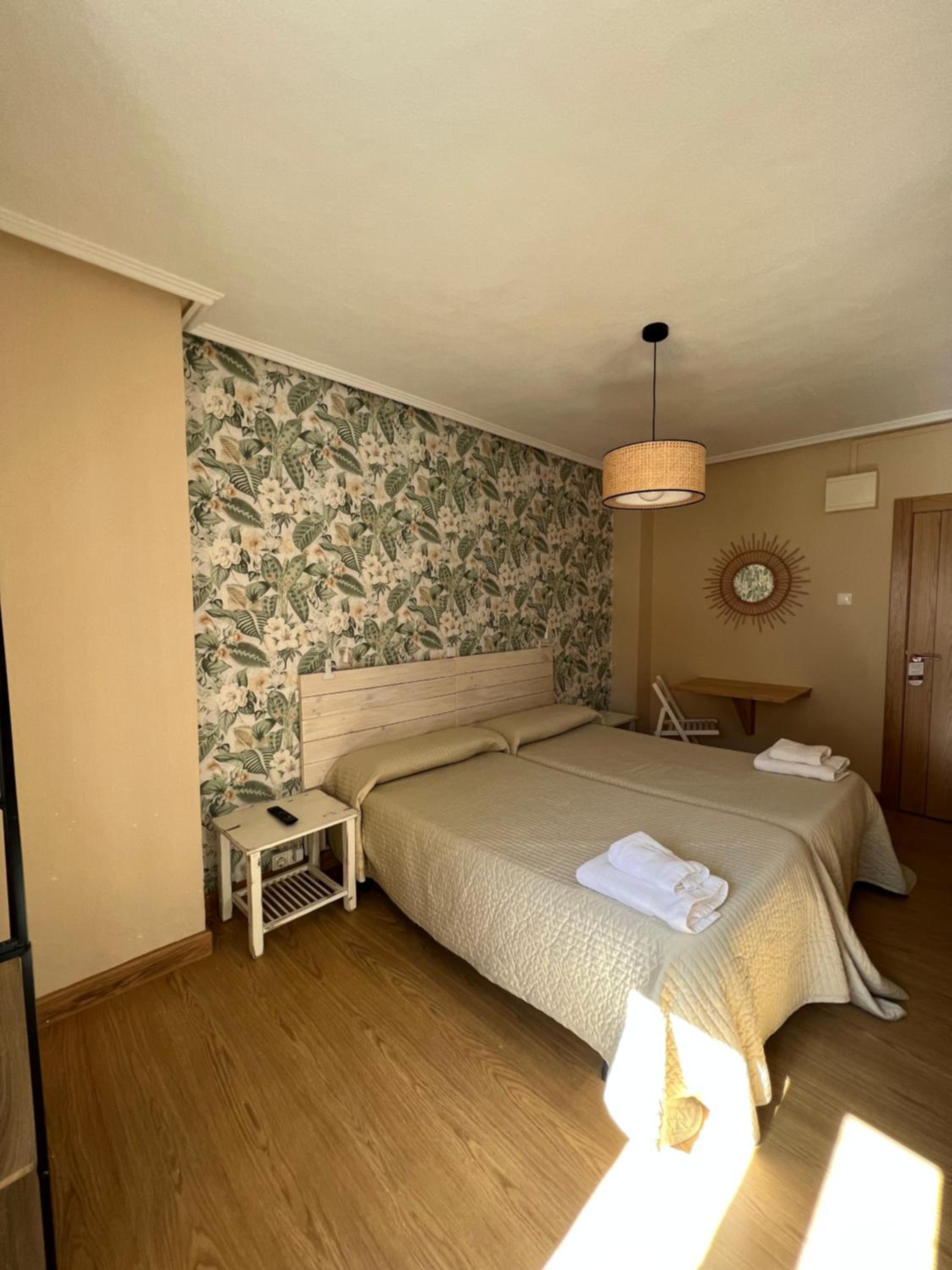 Habitación Doble con Baño Privado