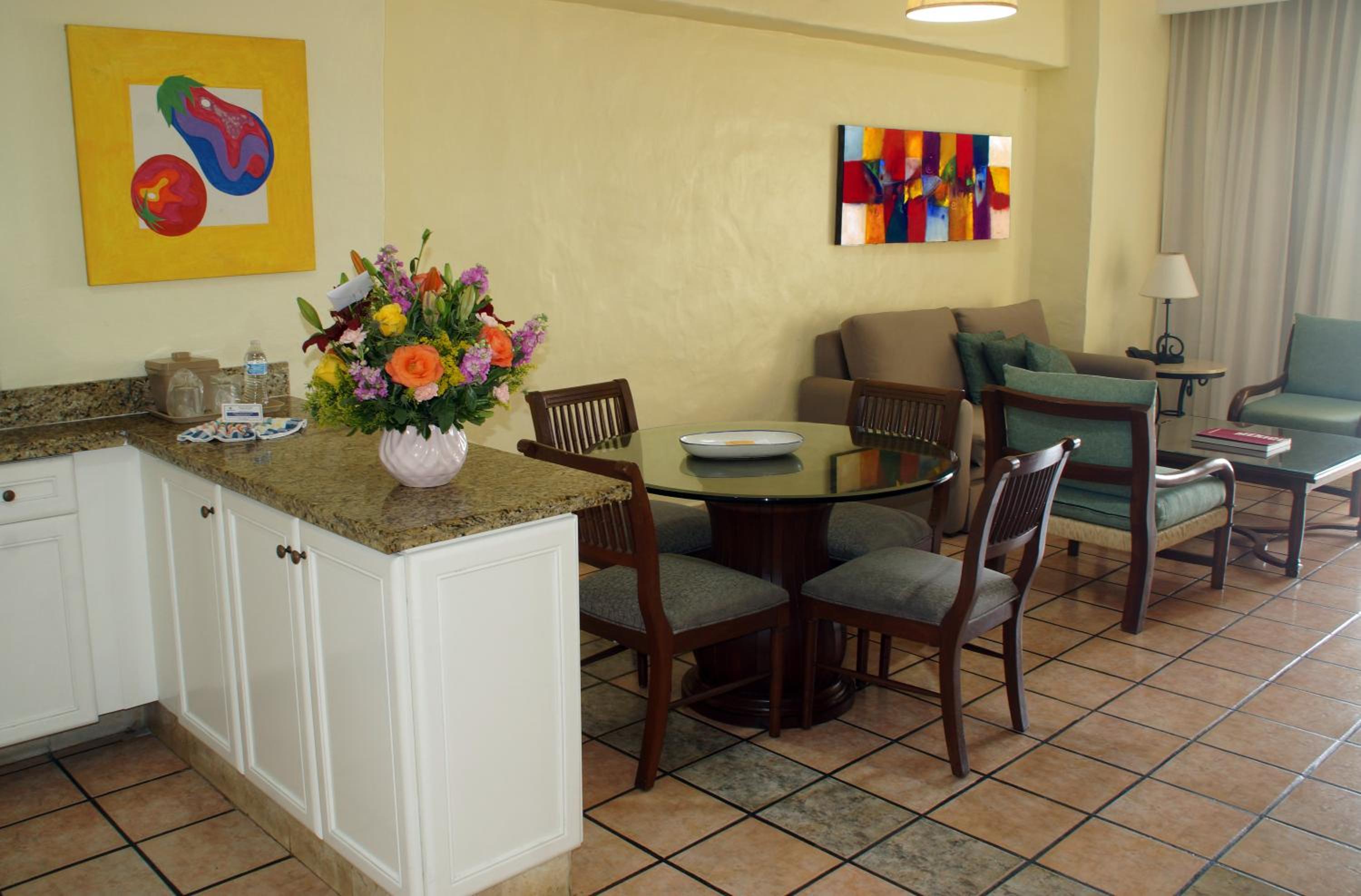 One Bedroom Family Suite with Livingroom