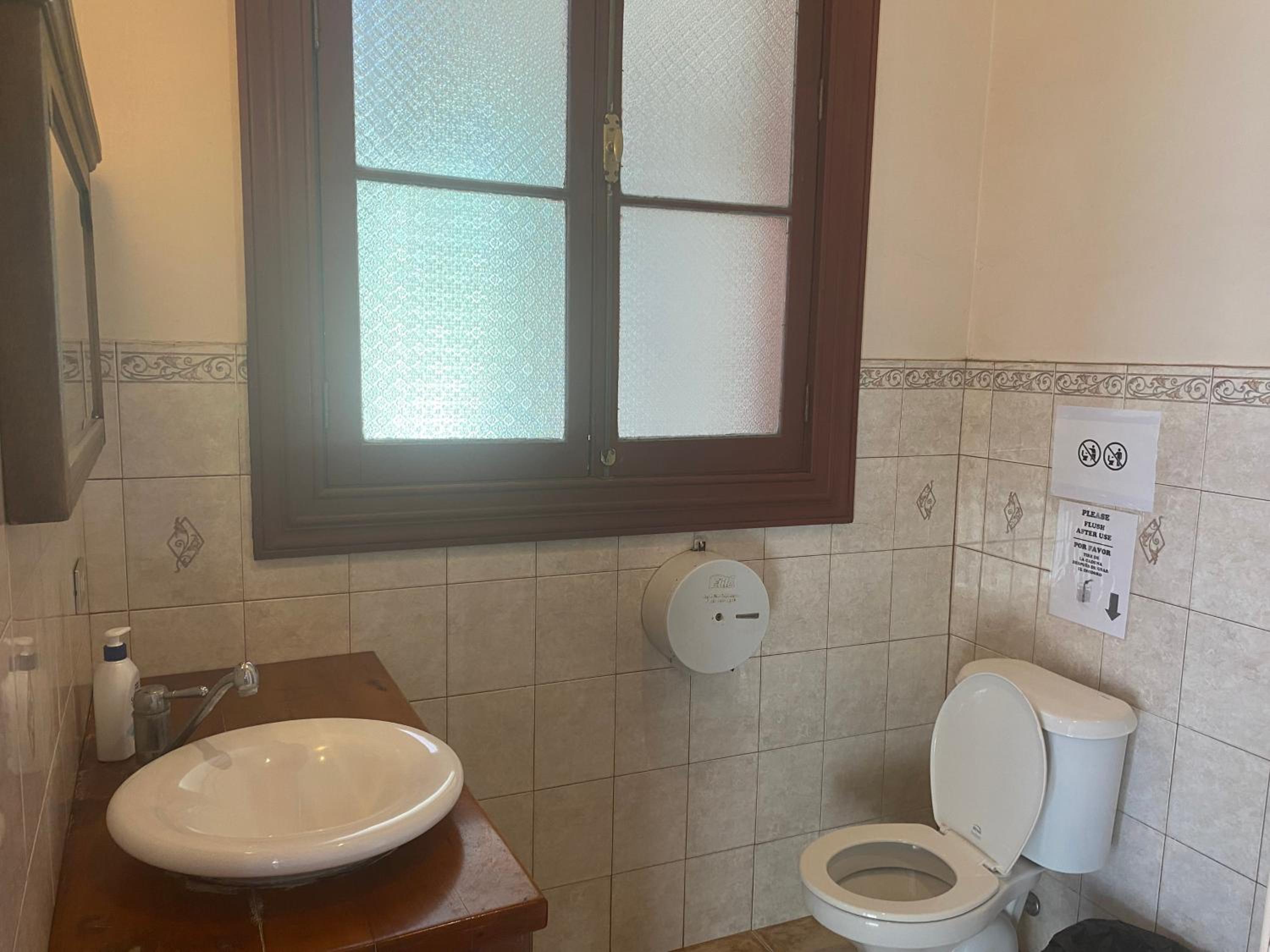 Double Room with Private Bathroom photo 3