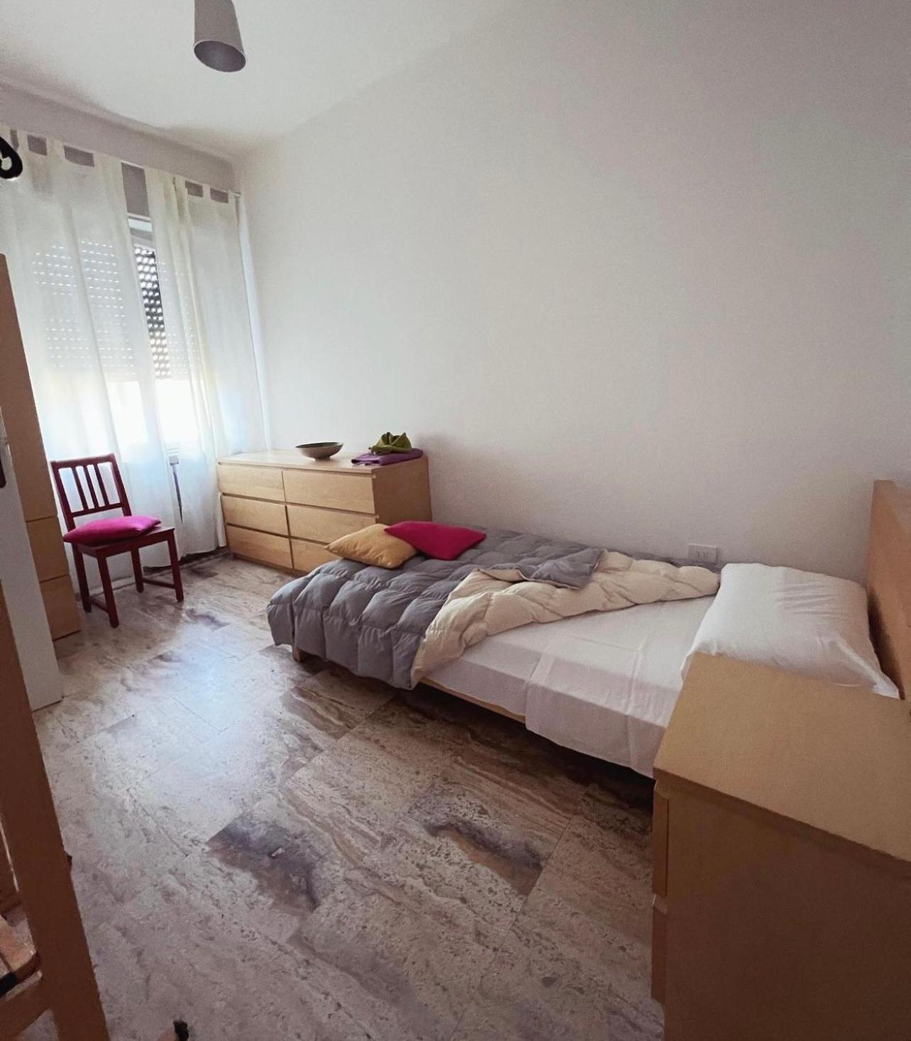 Single Room with Private Bathroom photo 3