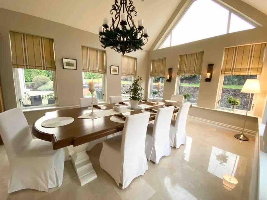 Villa photo 2