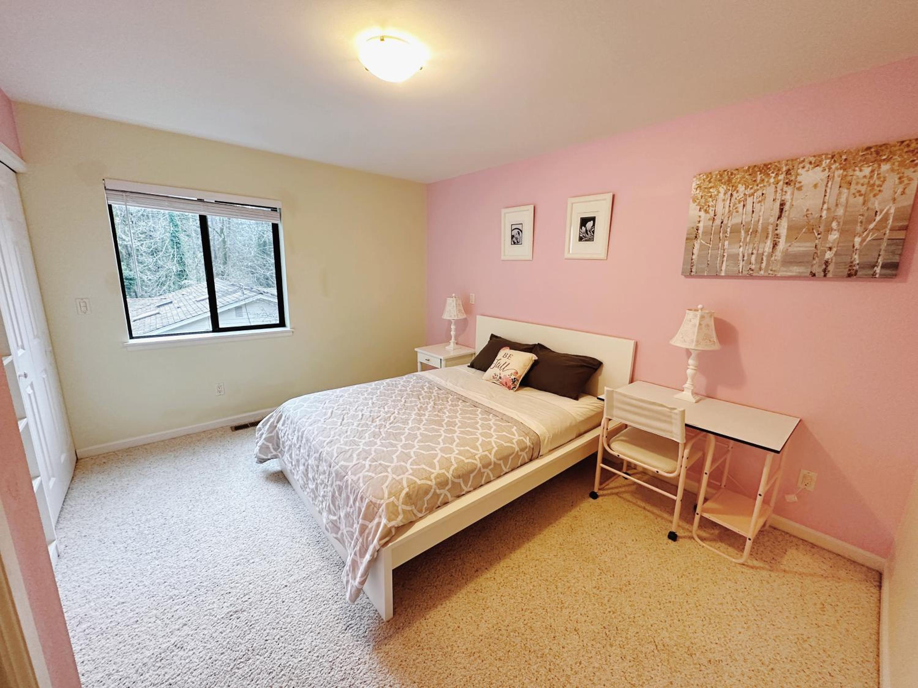 Three-Bedroom Apartment photo 2