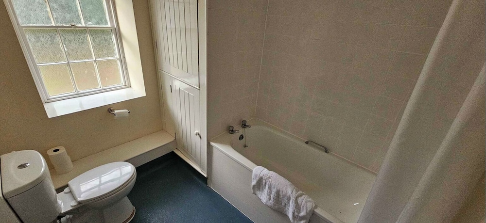 Double Room, 1 Double Bed, Bathtub photo 2