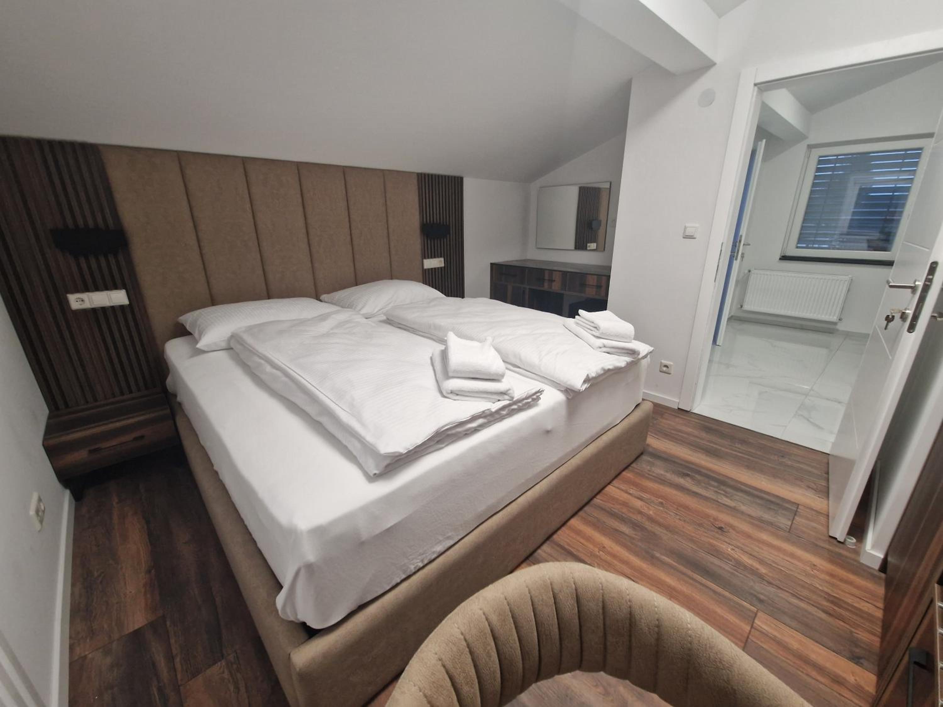 Double or Twin Room photo 1