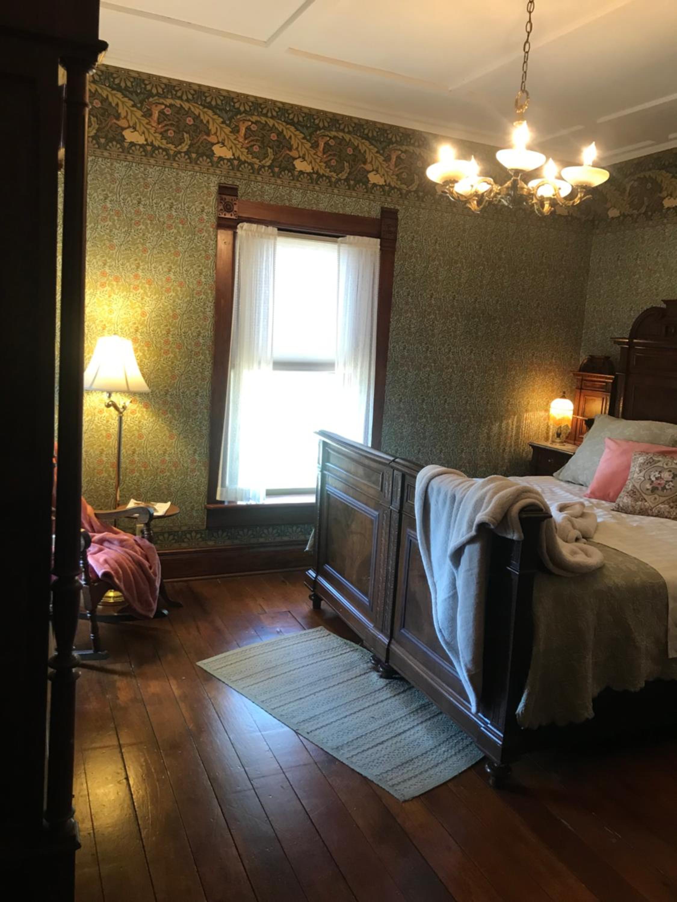 Queen Room with Spa Bath photo 3