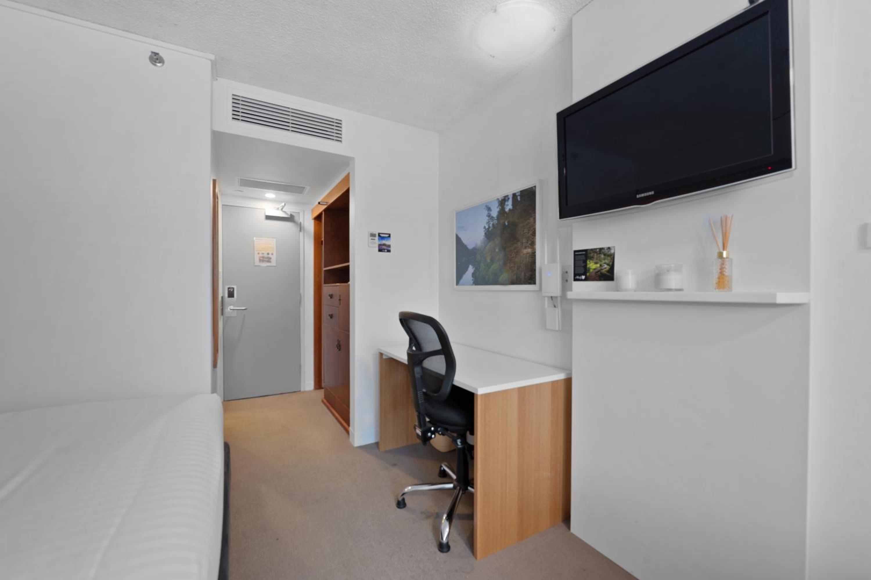 Standard Family Room - Photo 2