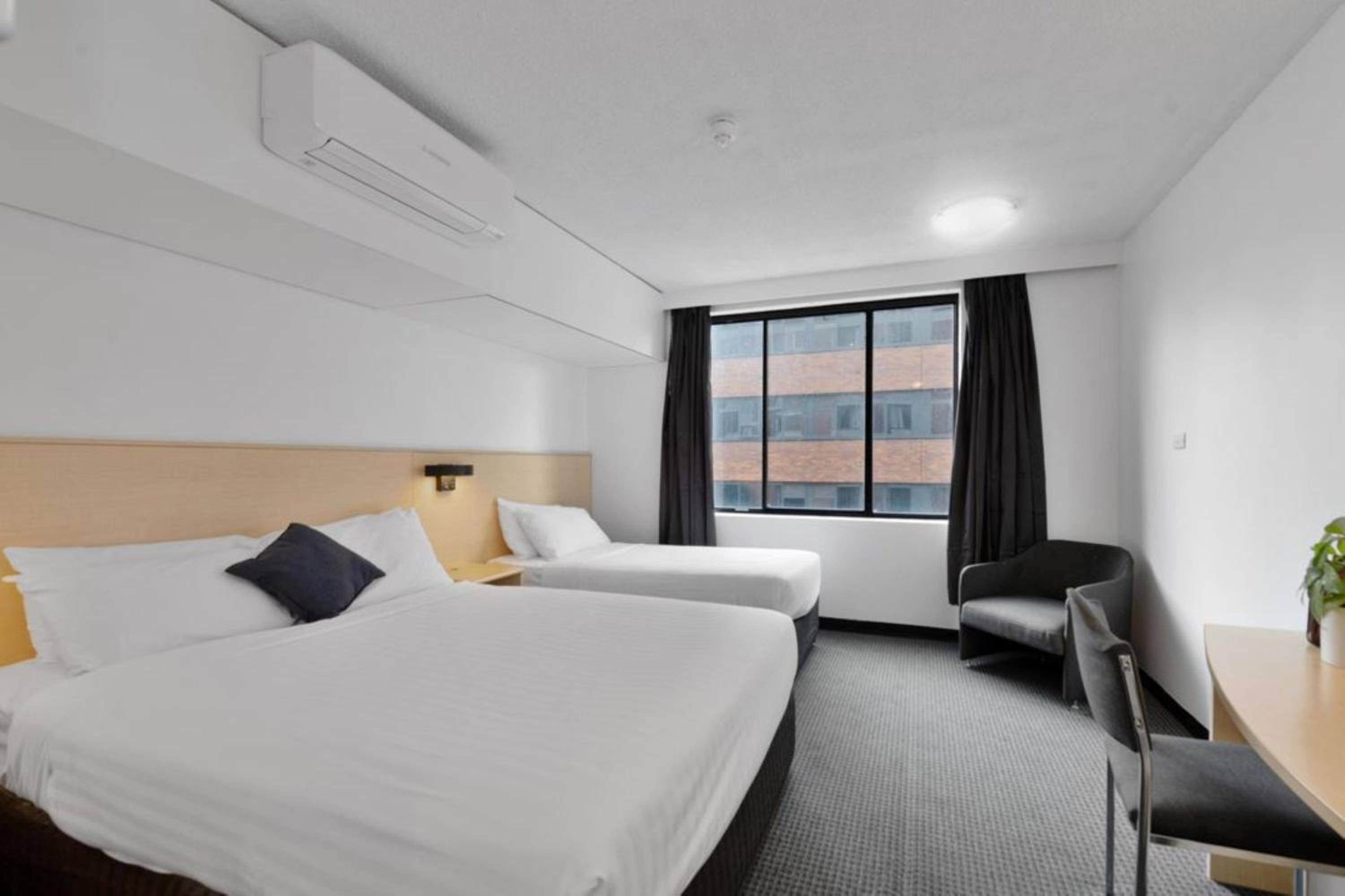 Deluxe Twin Room - Photo 1
