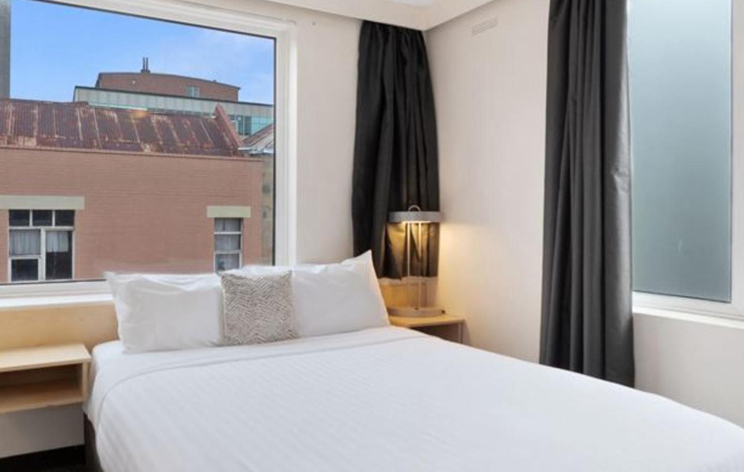 Standard Twin Room - Photo 2