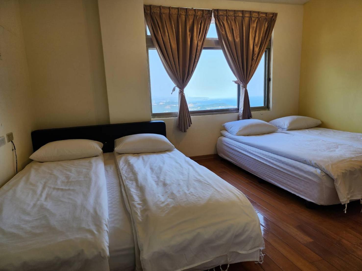 Quadruple Room photo 2