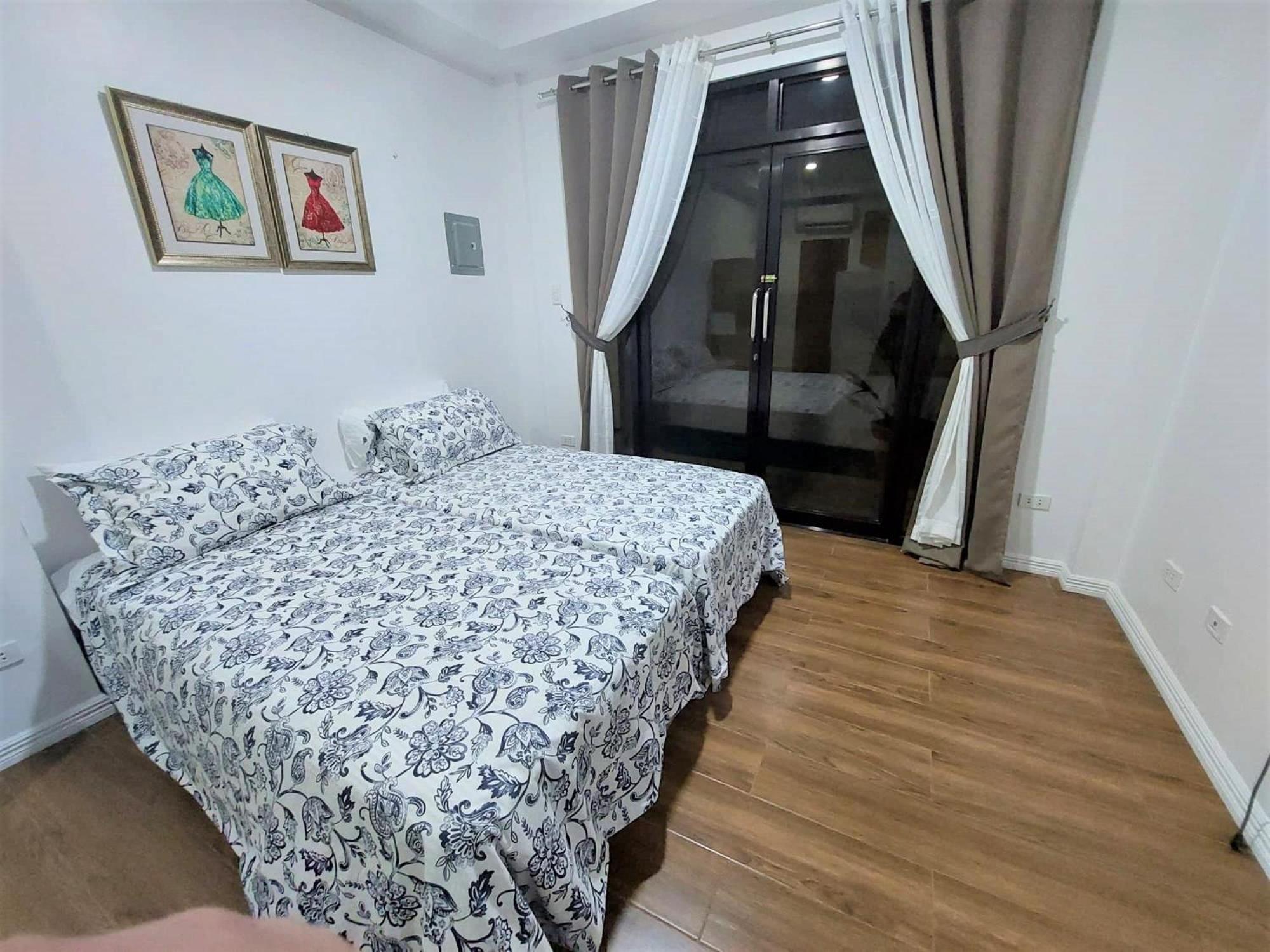 Economy Twin Room - Photo 2