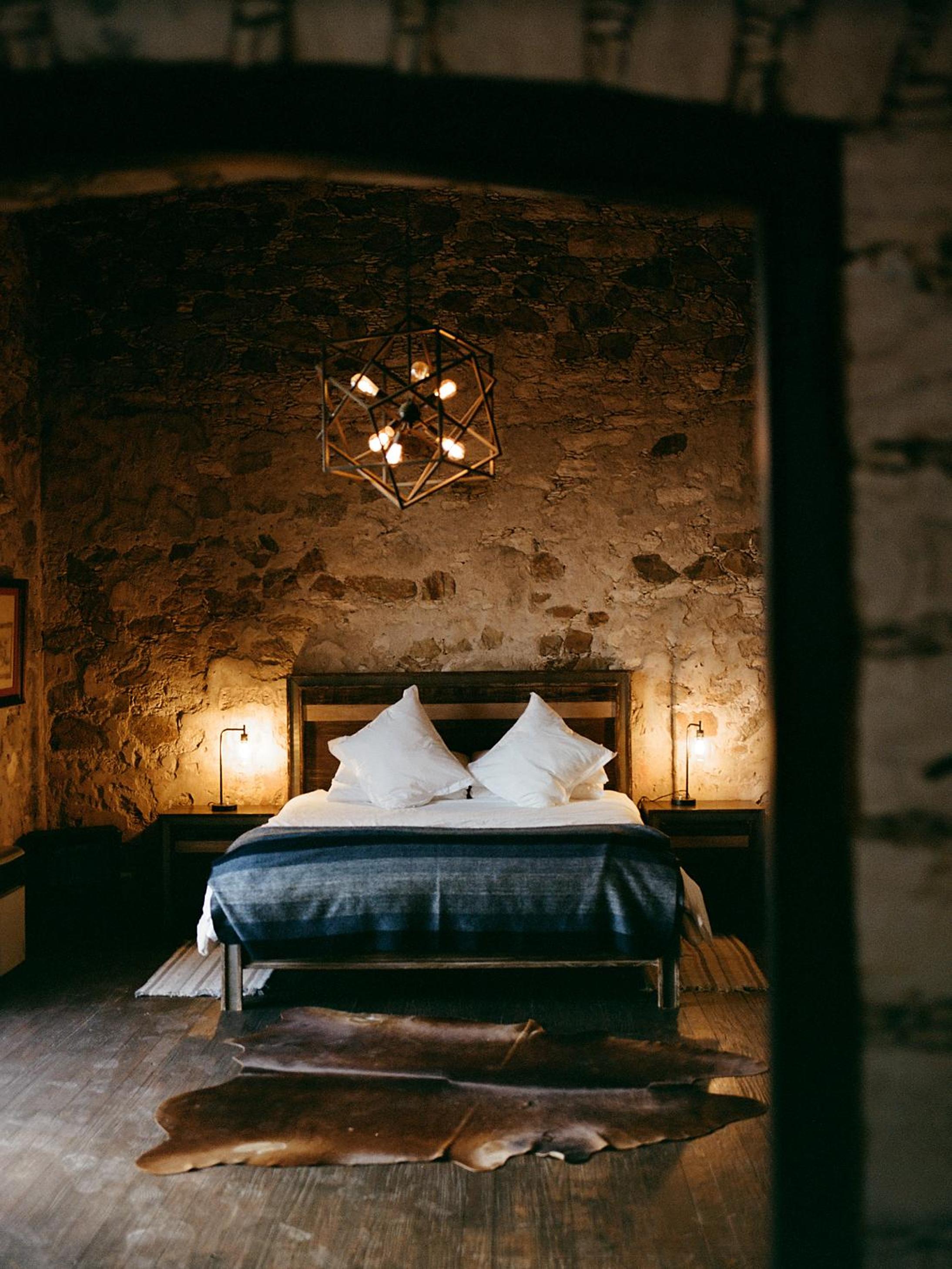 Deluxe King Suite - Photo 58