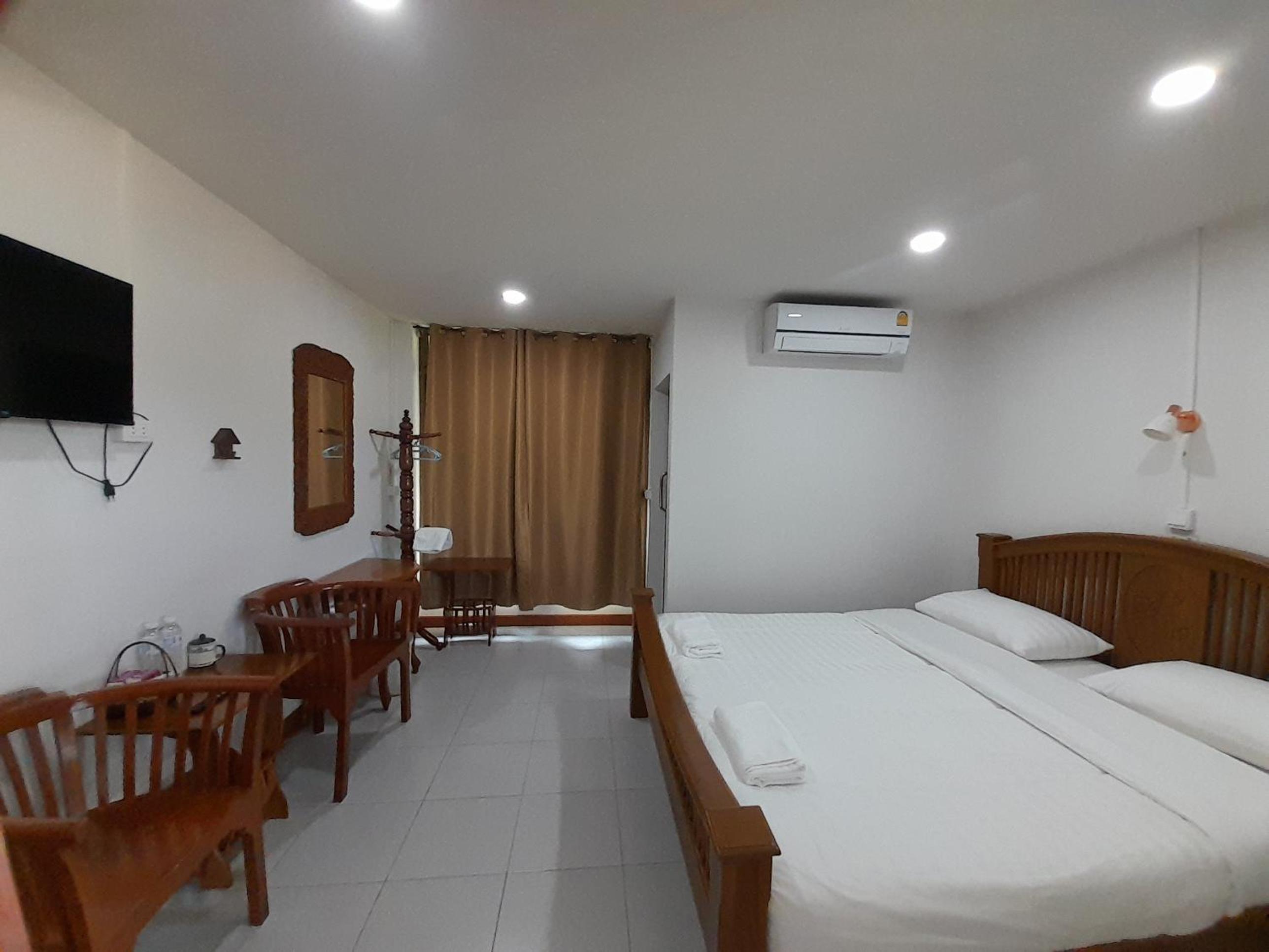 Double Room with Terrace - Photo 24