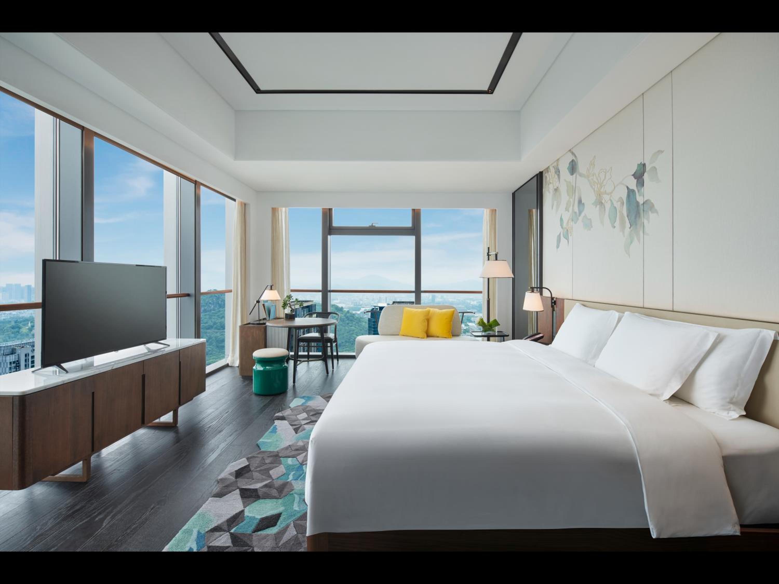 1 King Premium Panoramic - Photo 1