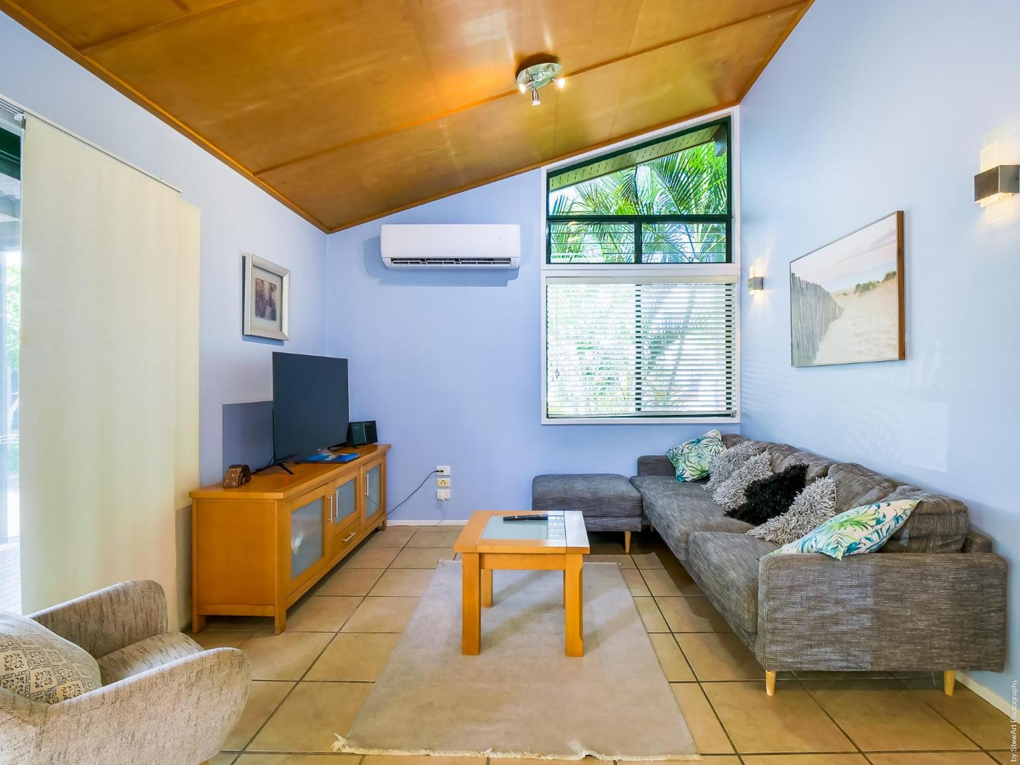 Two-Bedroom Villa - Pet-Friendly  - Photo 15