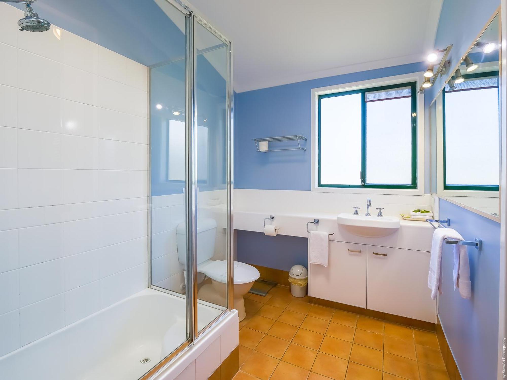 Two-Bedroom Villa - Pet-Friendly  - Photo 11