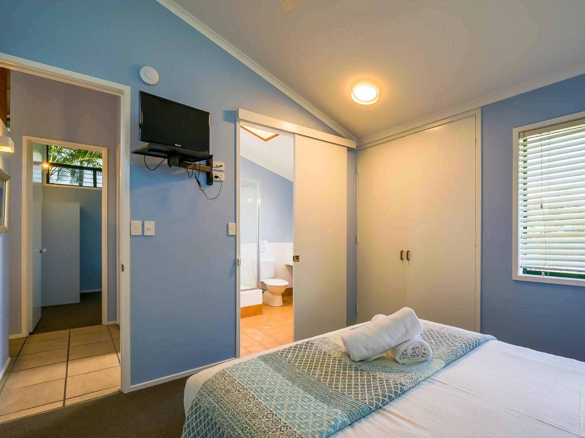Two-Bedroom Villa - Pet-Friendly  - Photo 10