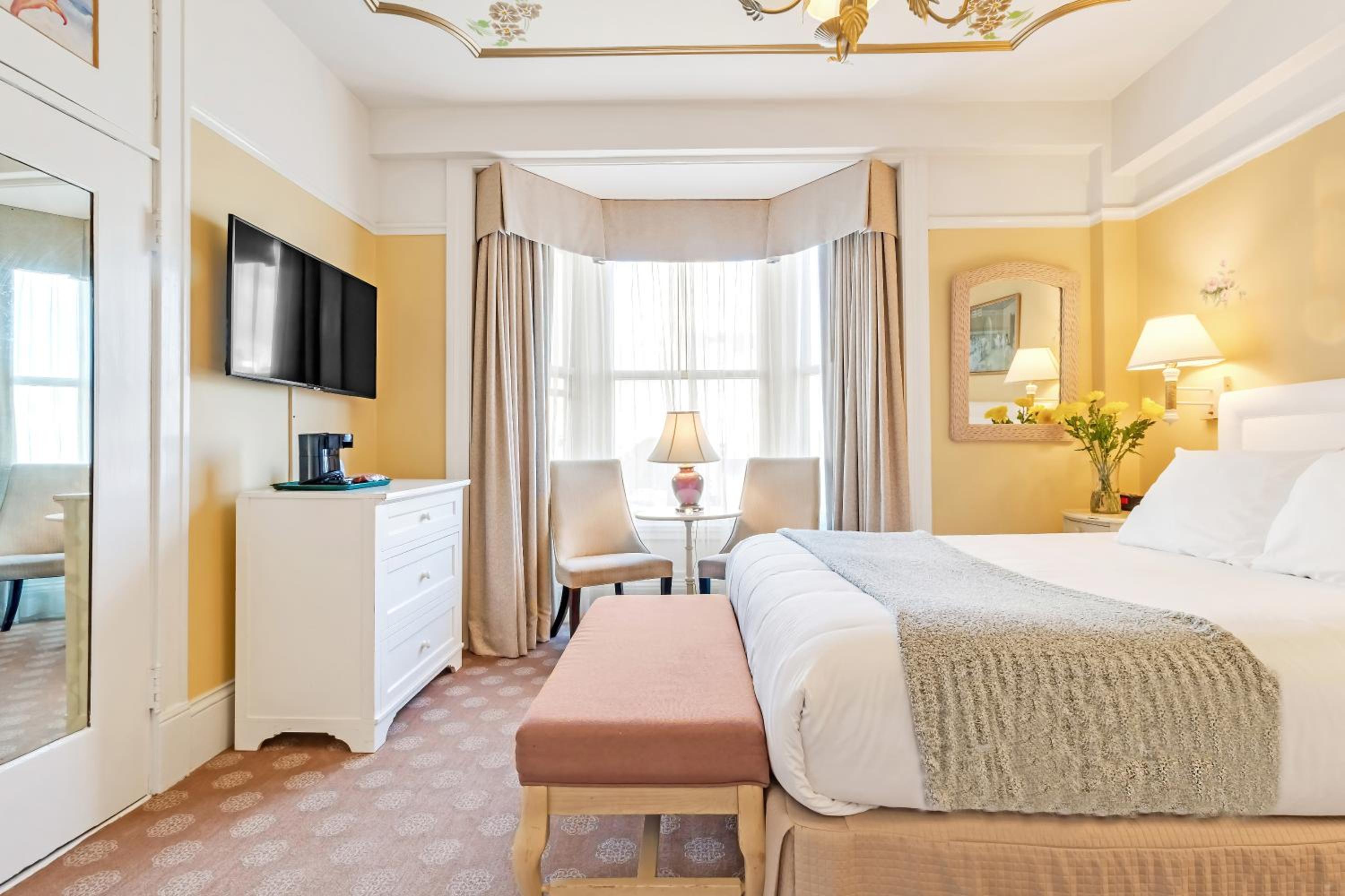 Premier Triple Room - Photo 6