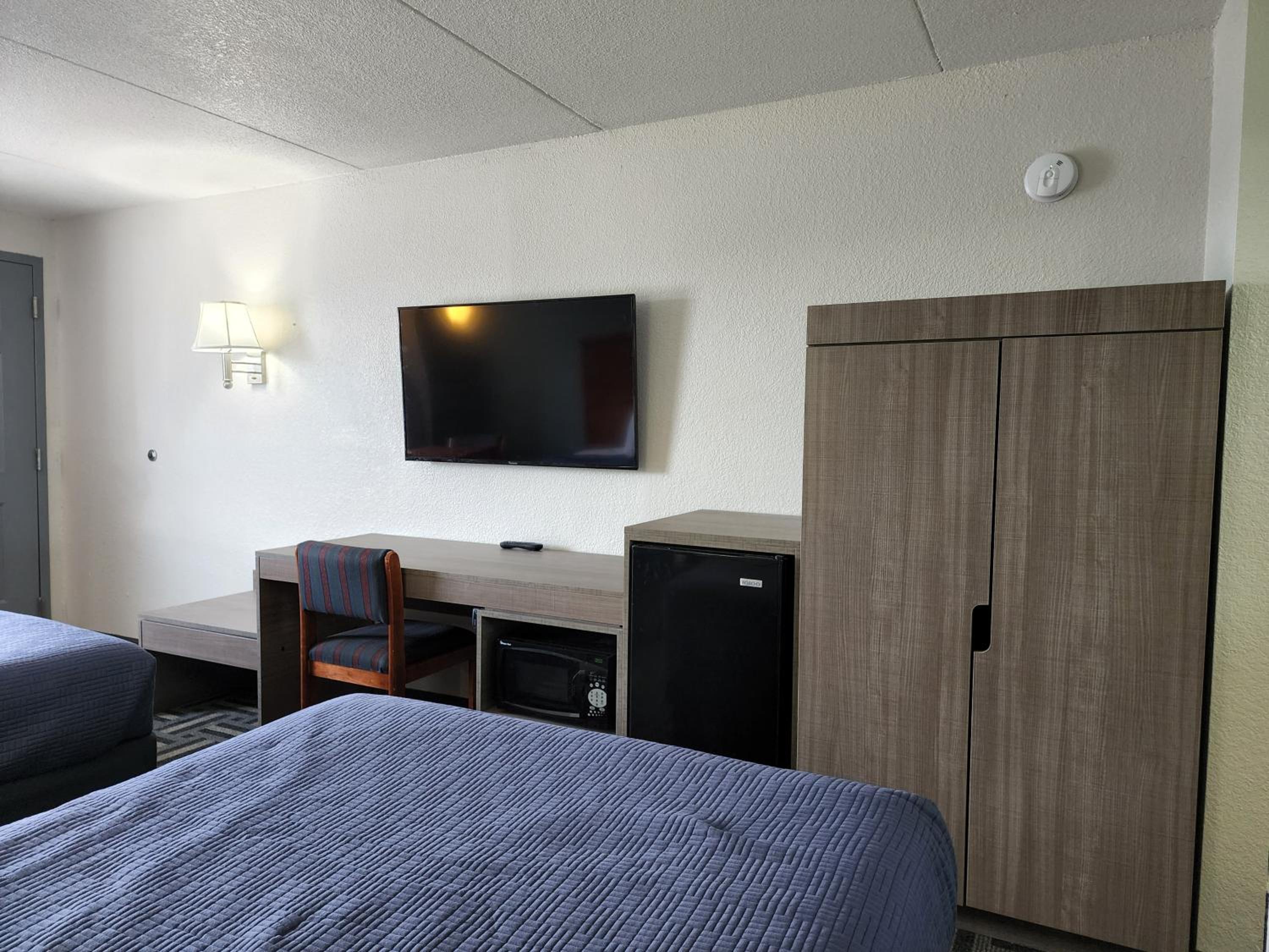 Standard Double Room - Photo 6