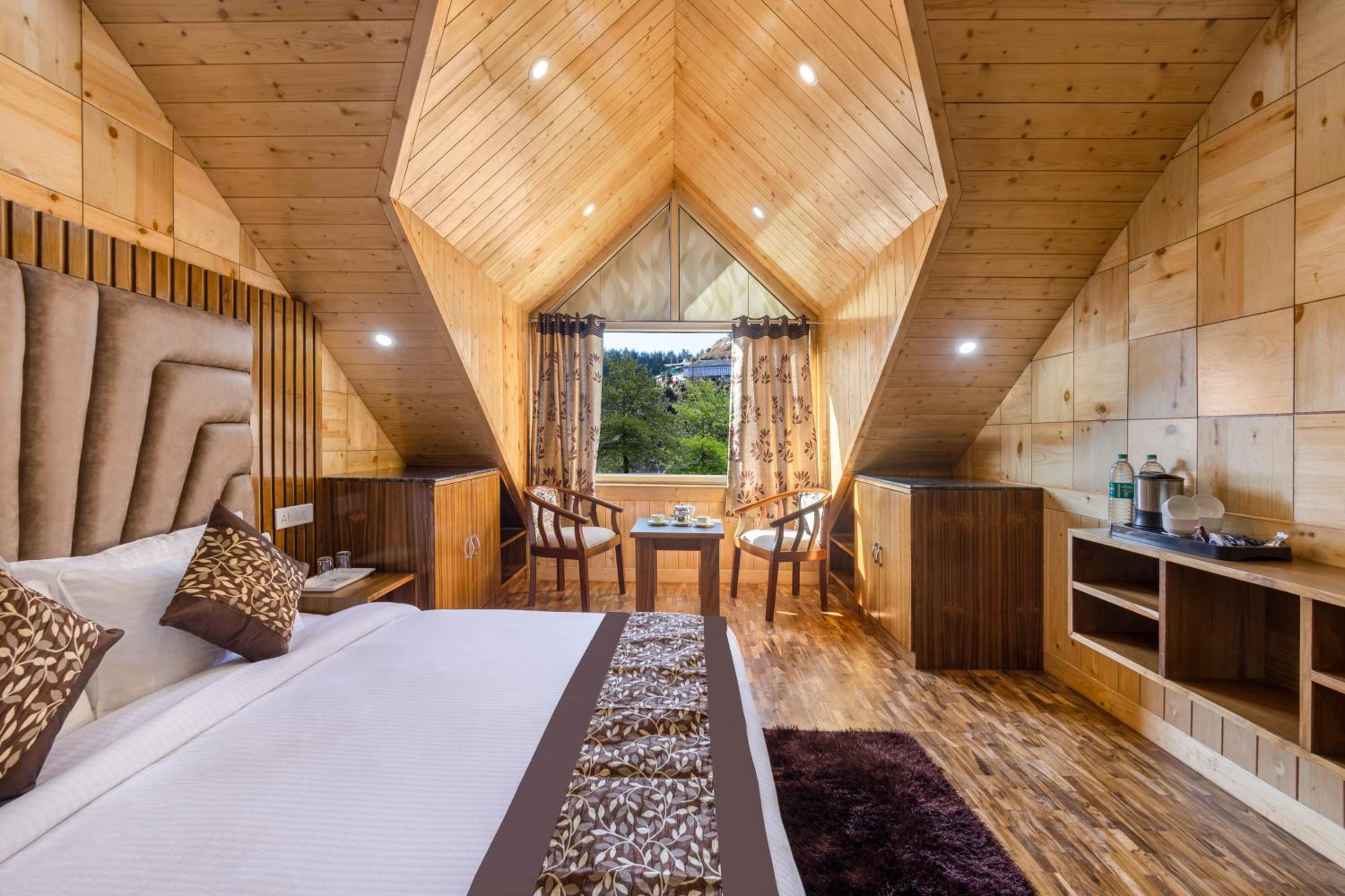 2 Bed Room With Balcony & Valley View - Photo 7