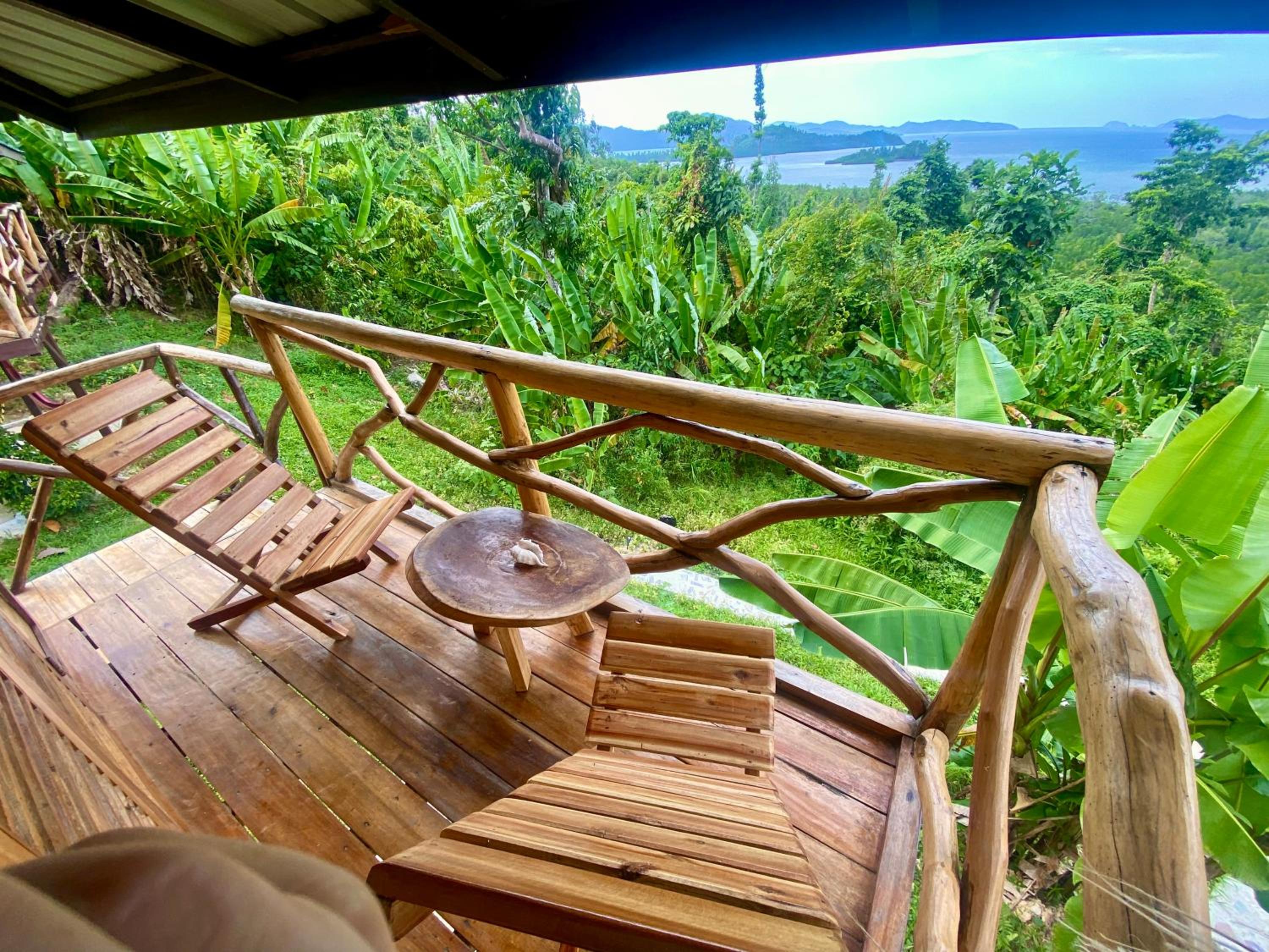 Superior Bungalow - Photo 7