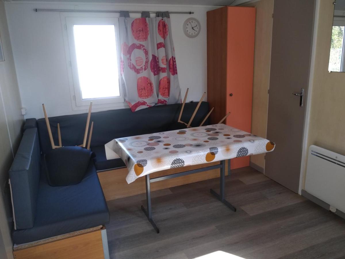 Mobile Home photo 1