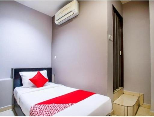 Standard Single Room - Photo 2