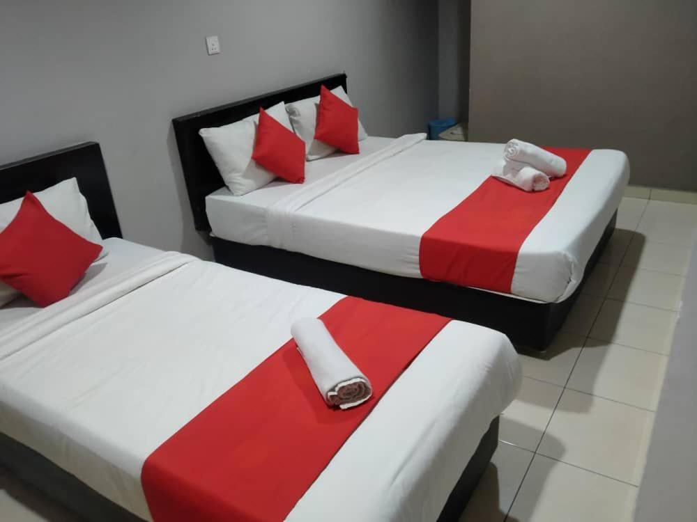 Standard Triple Room - Photo 4
