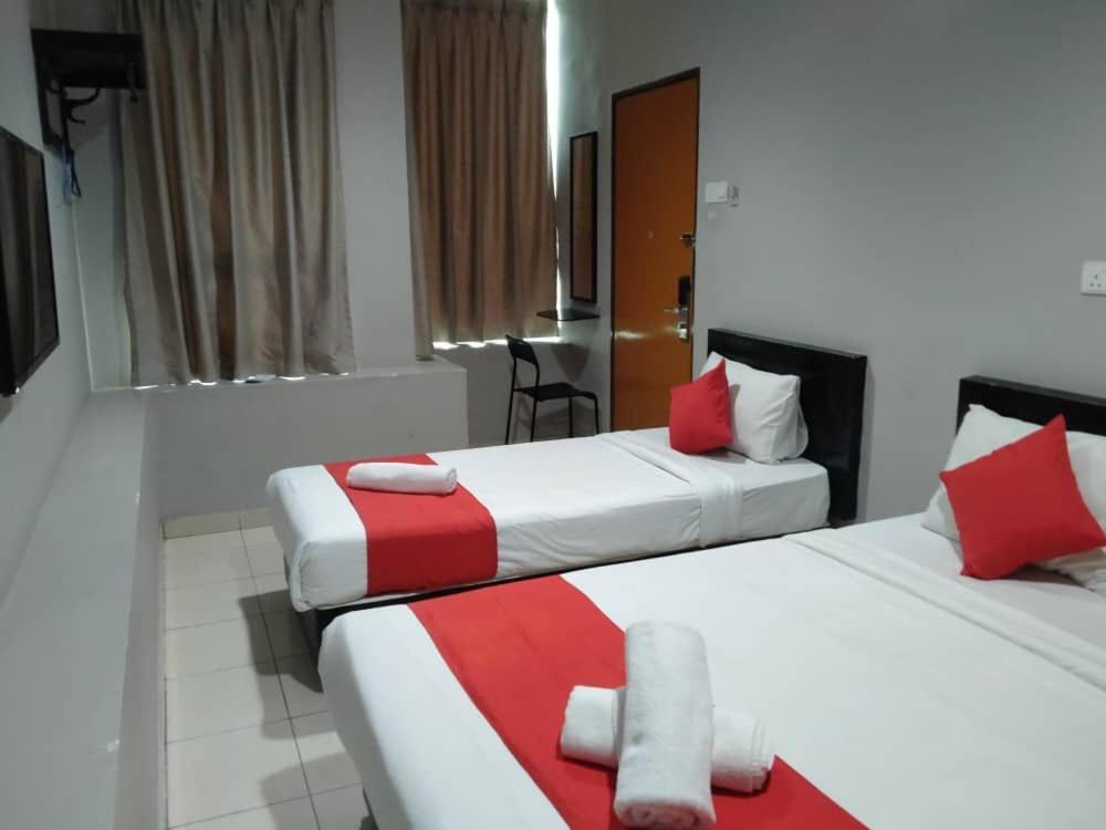 Standard Triple Room - Photo 3