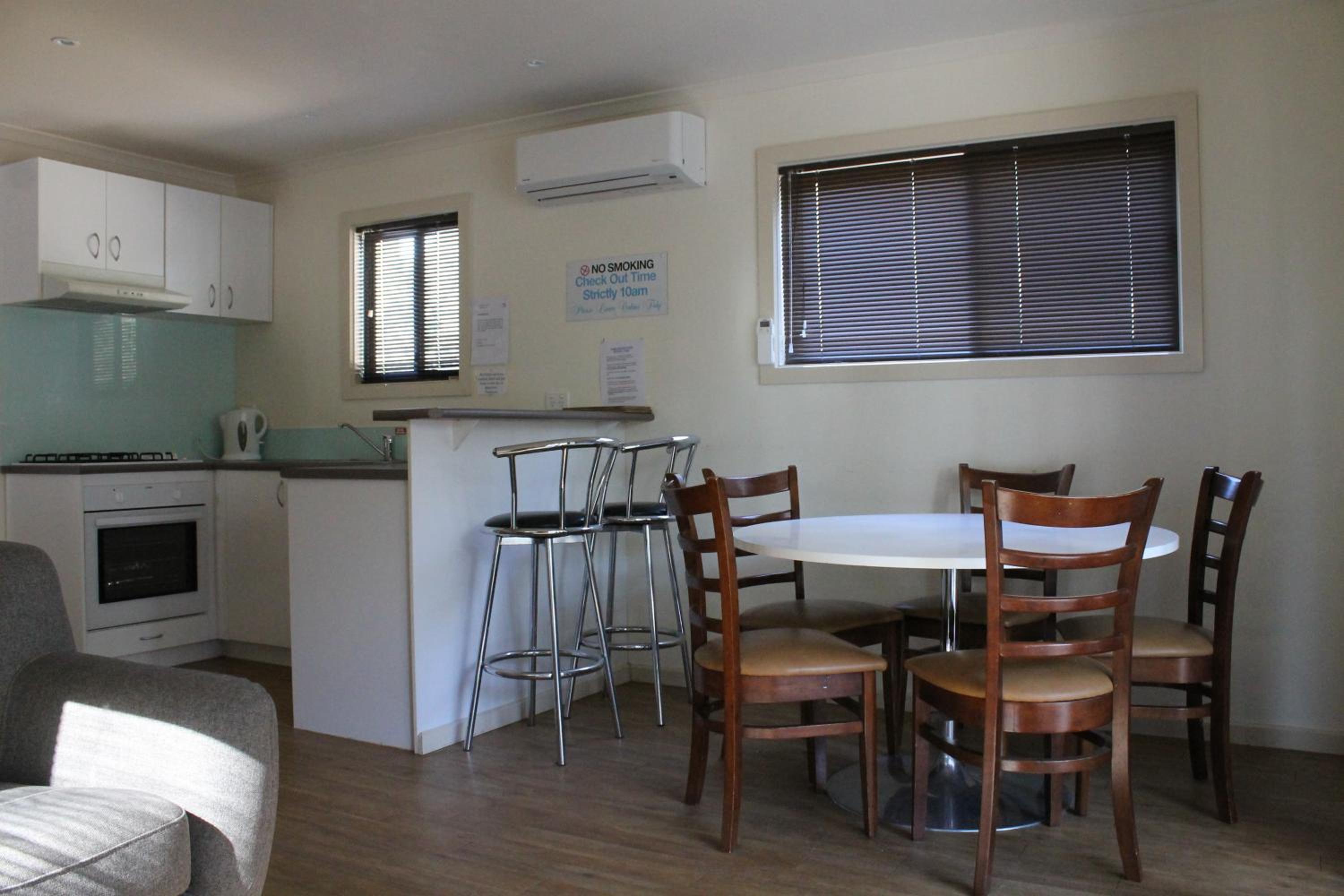 Southern Cross Cabins photo 3