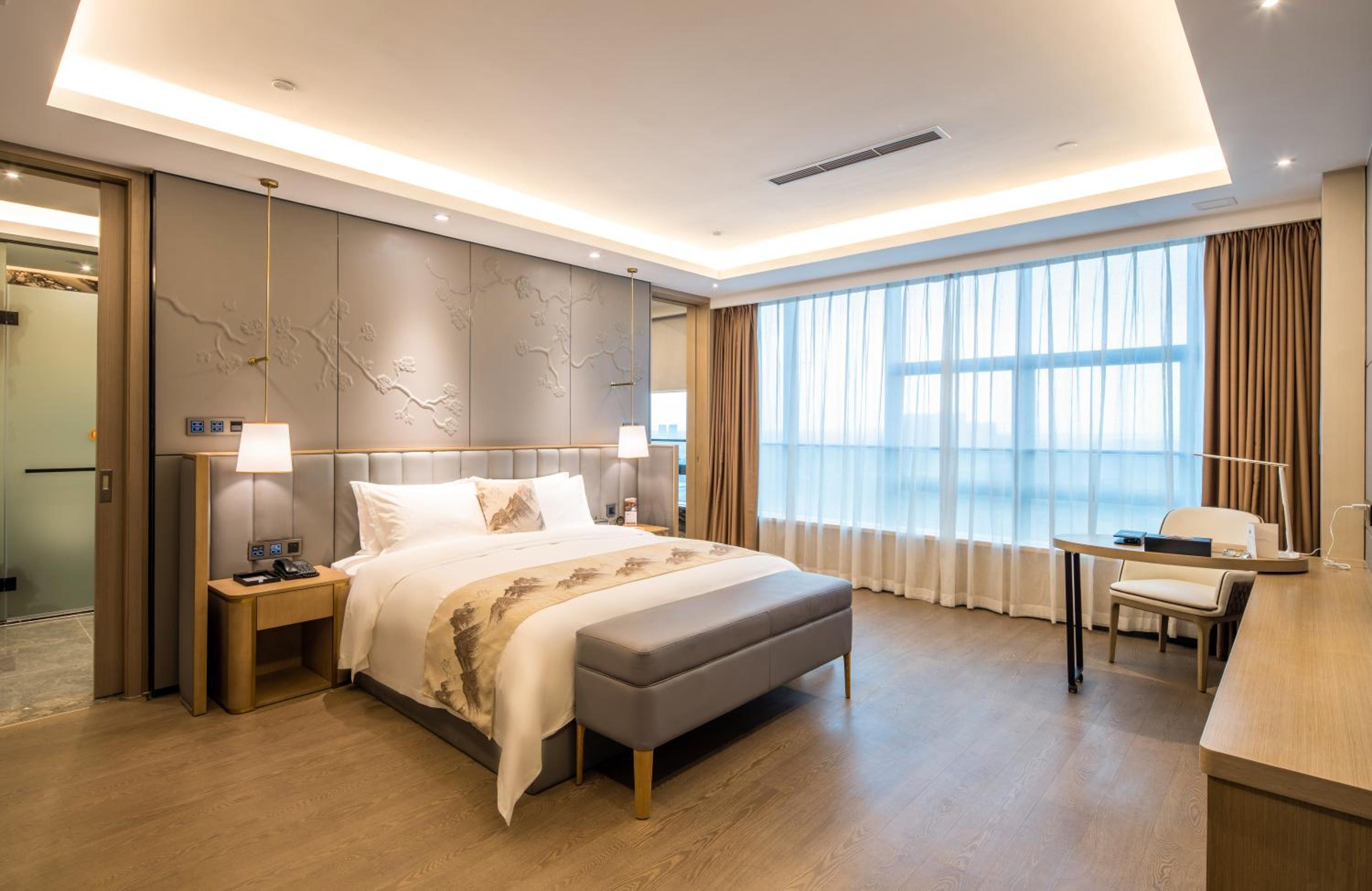 Executive Suite photo 2