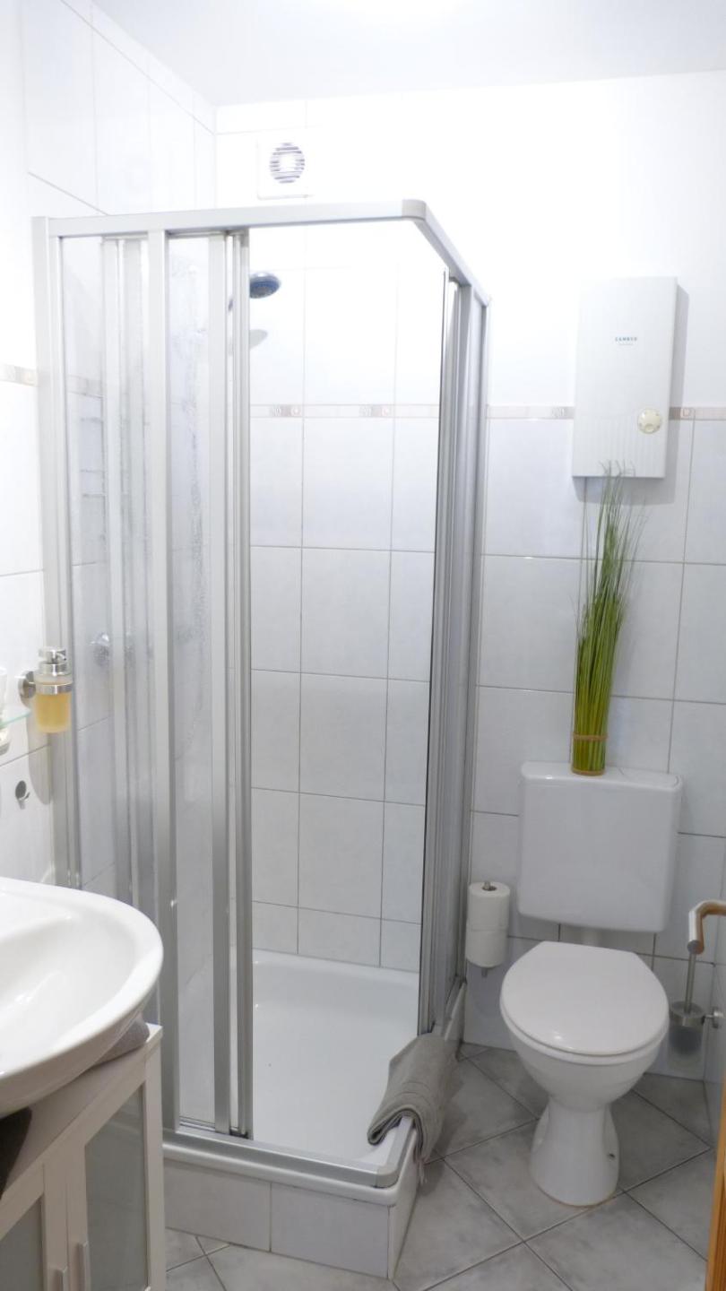 Studio Apartment photo 2