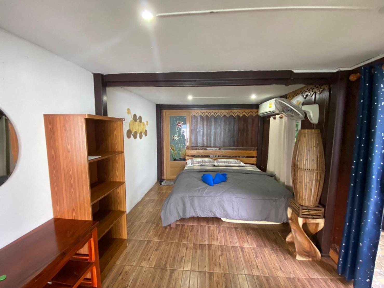 Deluxe Double Room with Balcony and Sea View - Photo 5