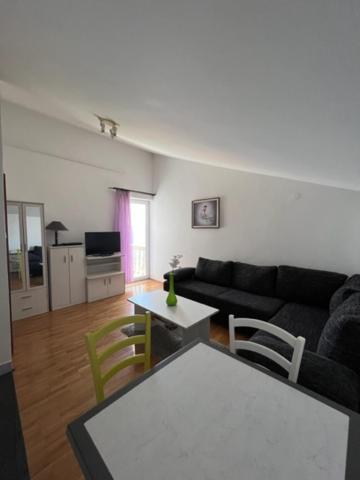 Studio Apartment with Sea View photo 1