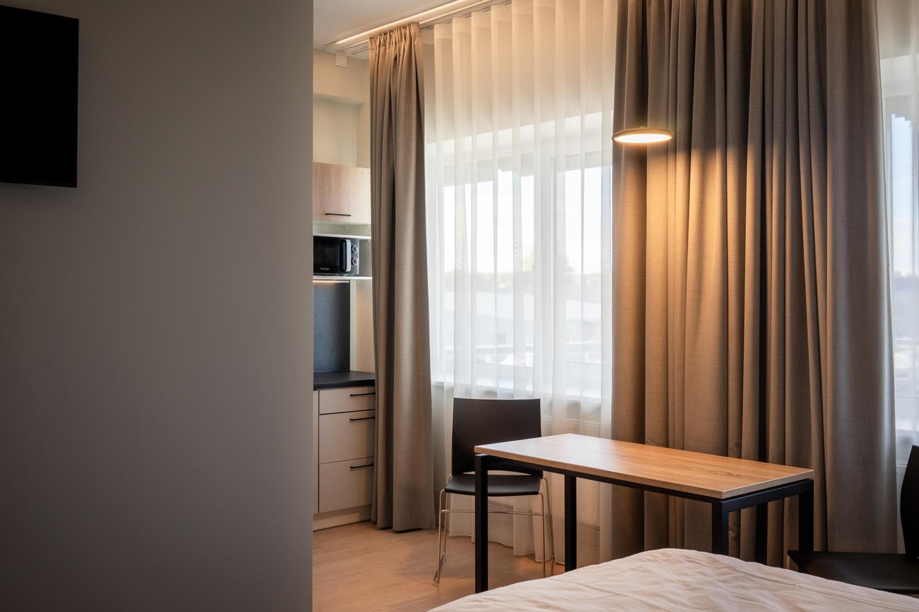 Twin Room with Private Bathroom photo 3