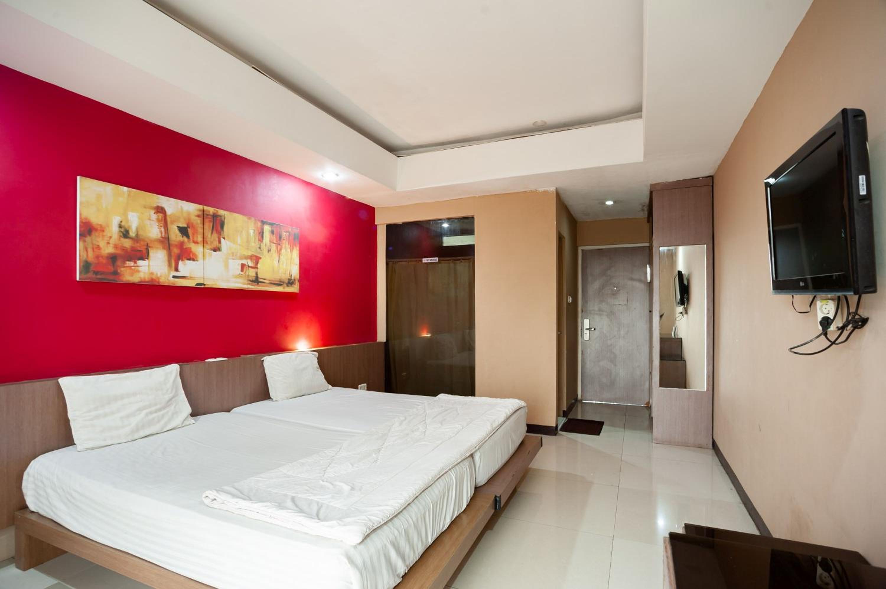 Economy Double Room photo 1