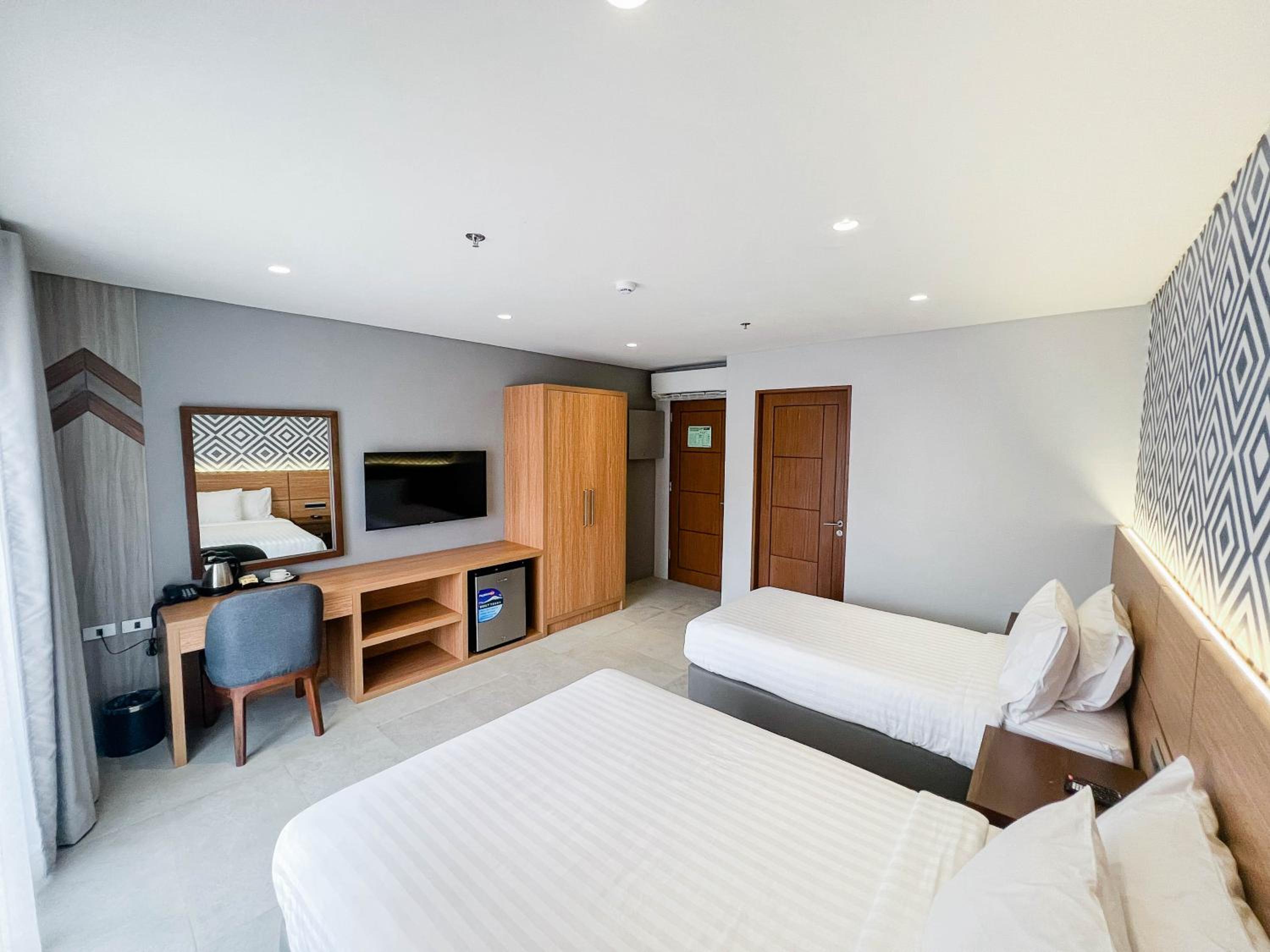 Superior Twin Room - Photo 2