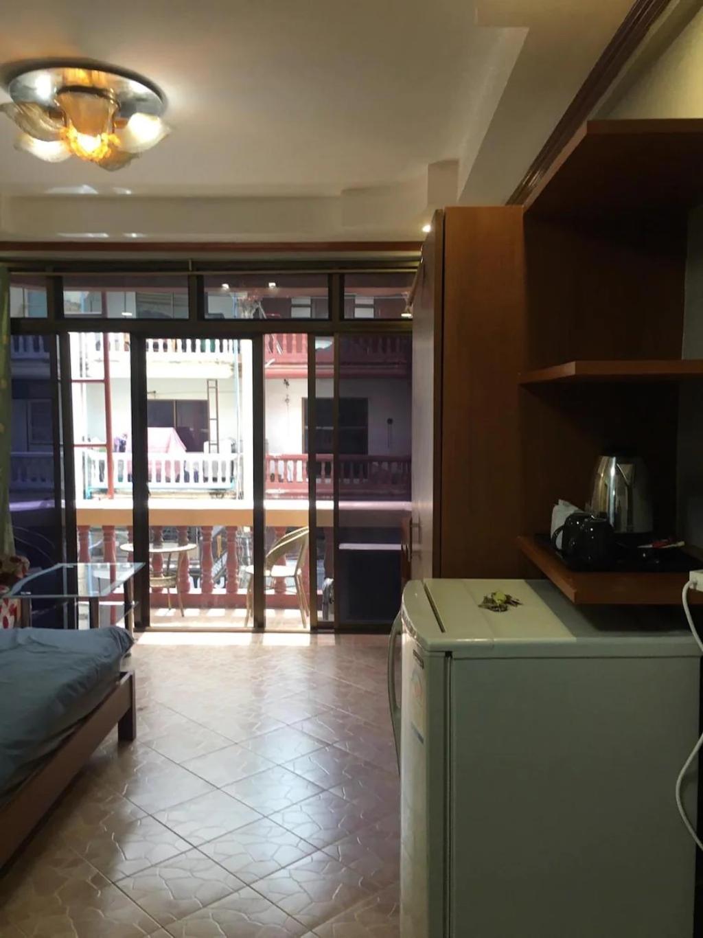 Double Room with Balcony - Photo 3