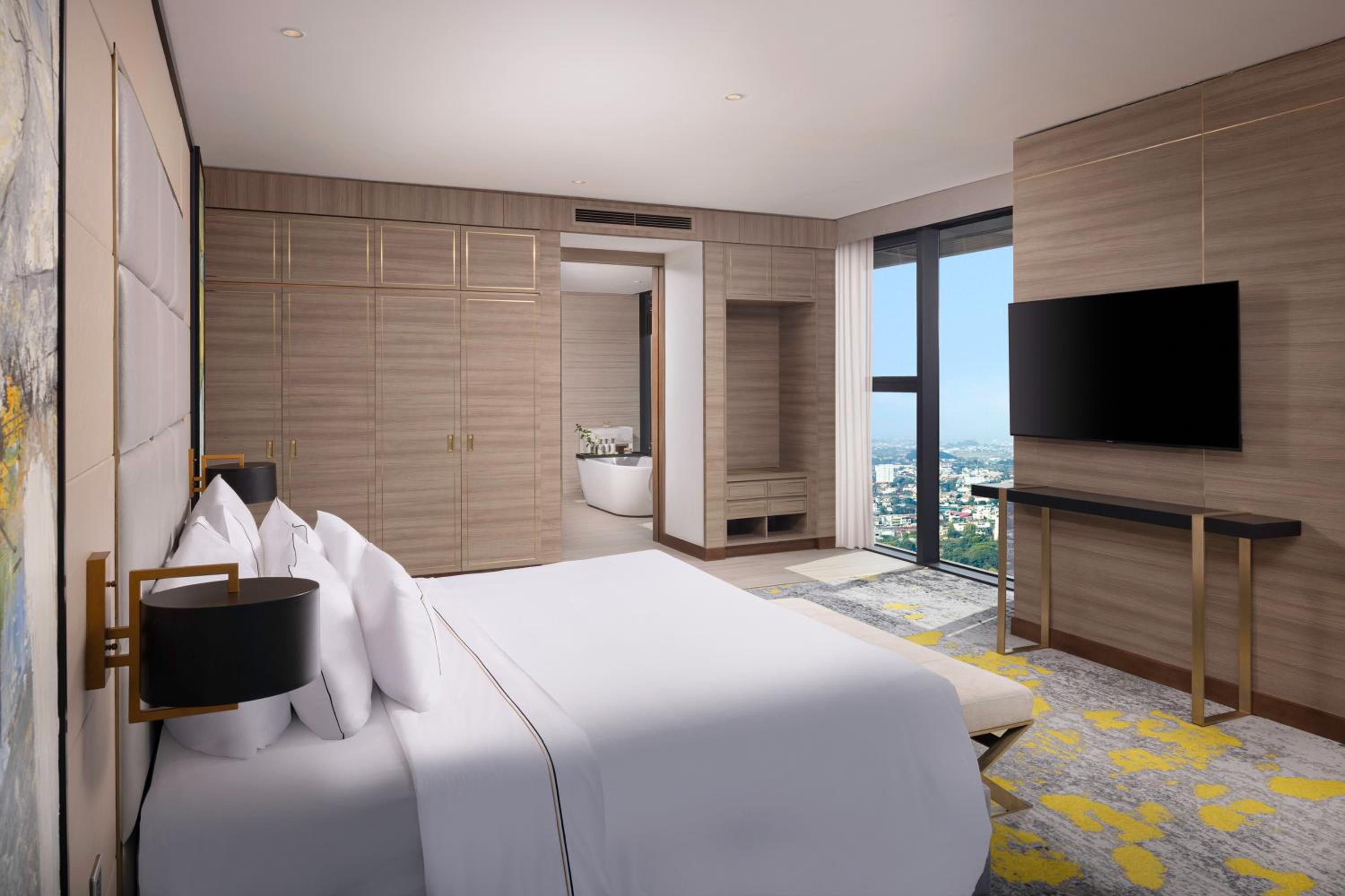The Level Suite - Complimentary Executive Lounge Access photo 2