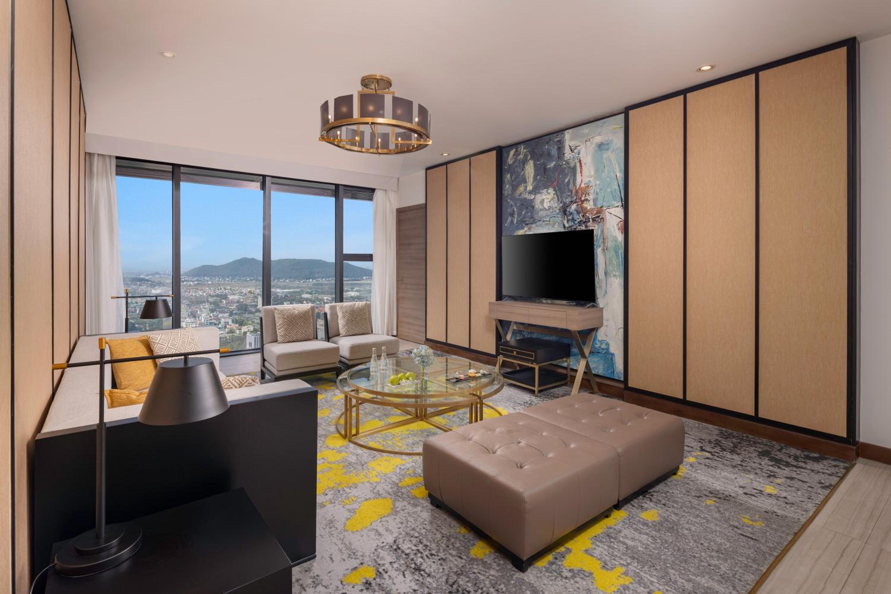 The Level Suite - Complimentary Executive Lounge Access photo 3