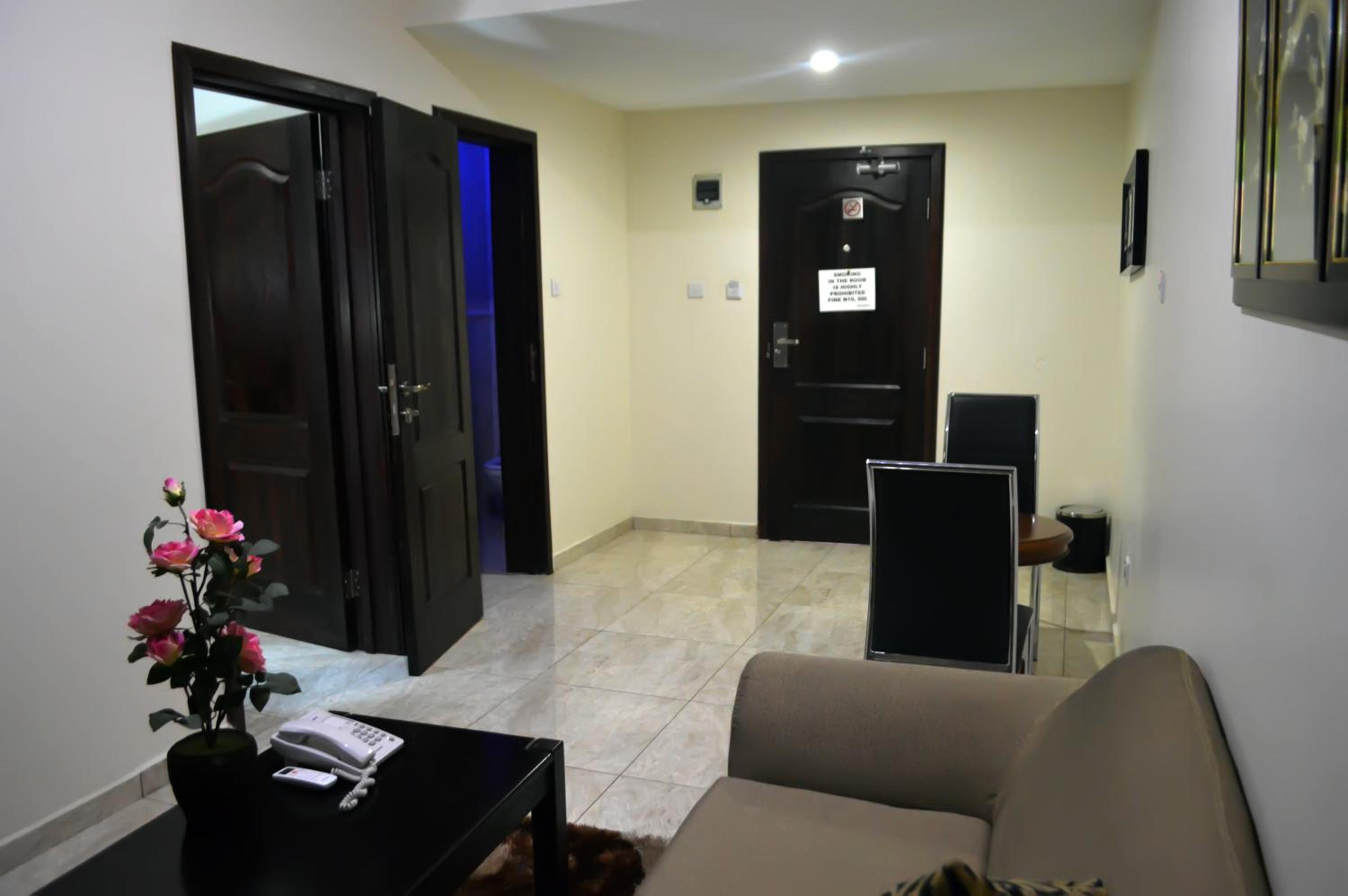 Suite with Spa Bath photo 2