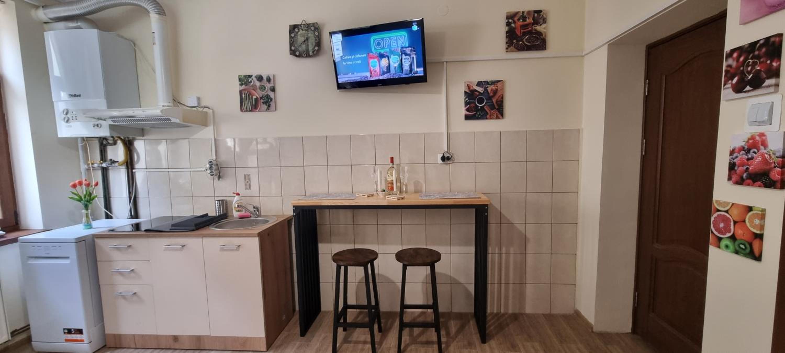 One-Bedroom Apartment - Photo 20