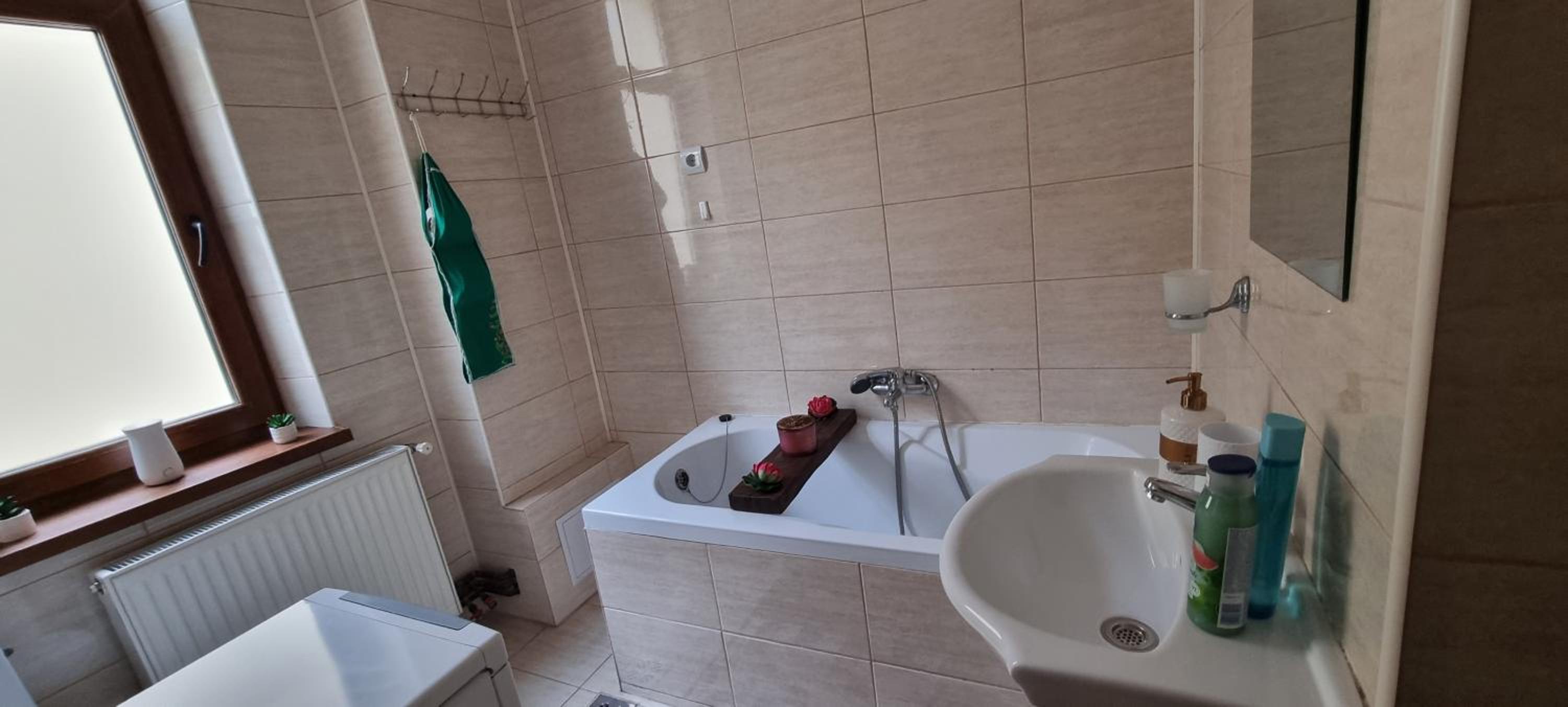One-Bedroom Apartment - Photo 23